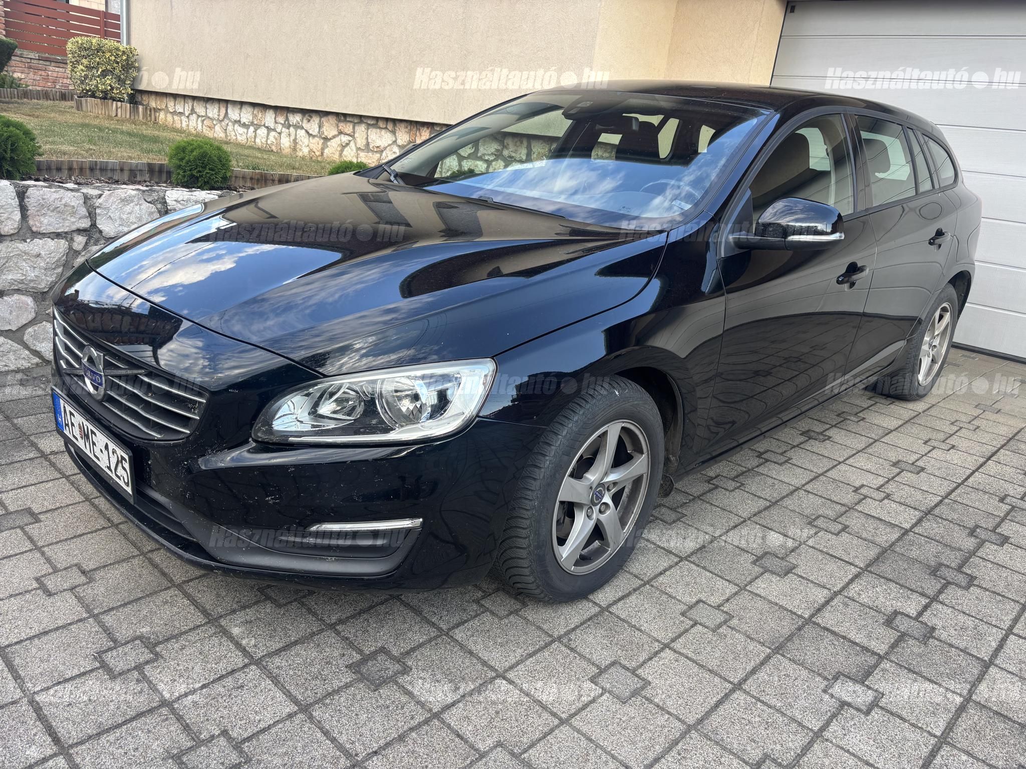 VOLVO V60 2015/2 - 1