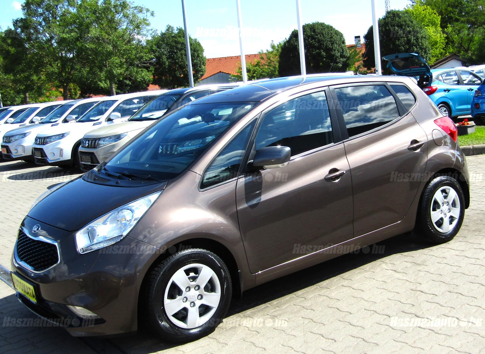 KIA VENGA 2015/10 - 1