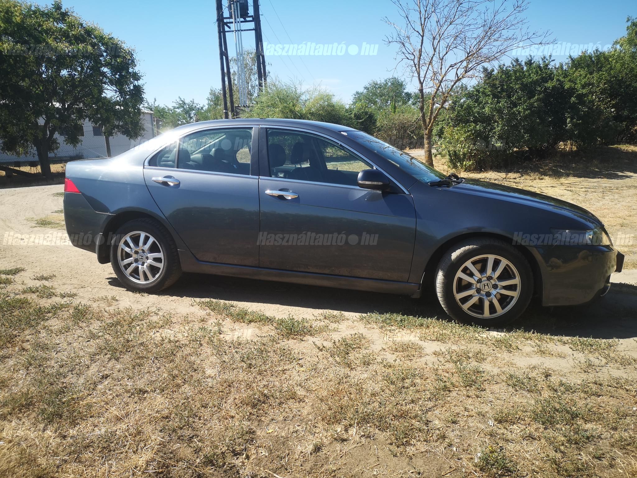 HONDA ACCORD 2003 - 1