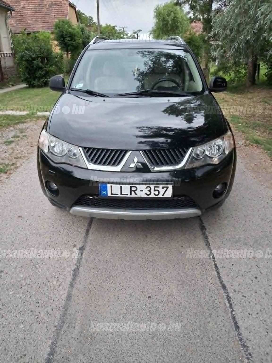 MITSUBISHI OUTLANDER 2009/8 - 1