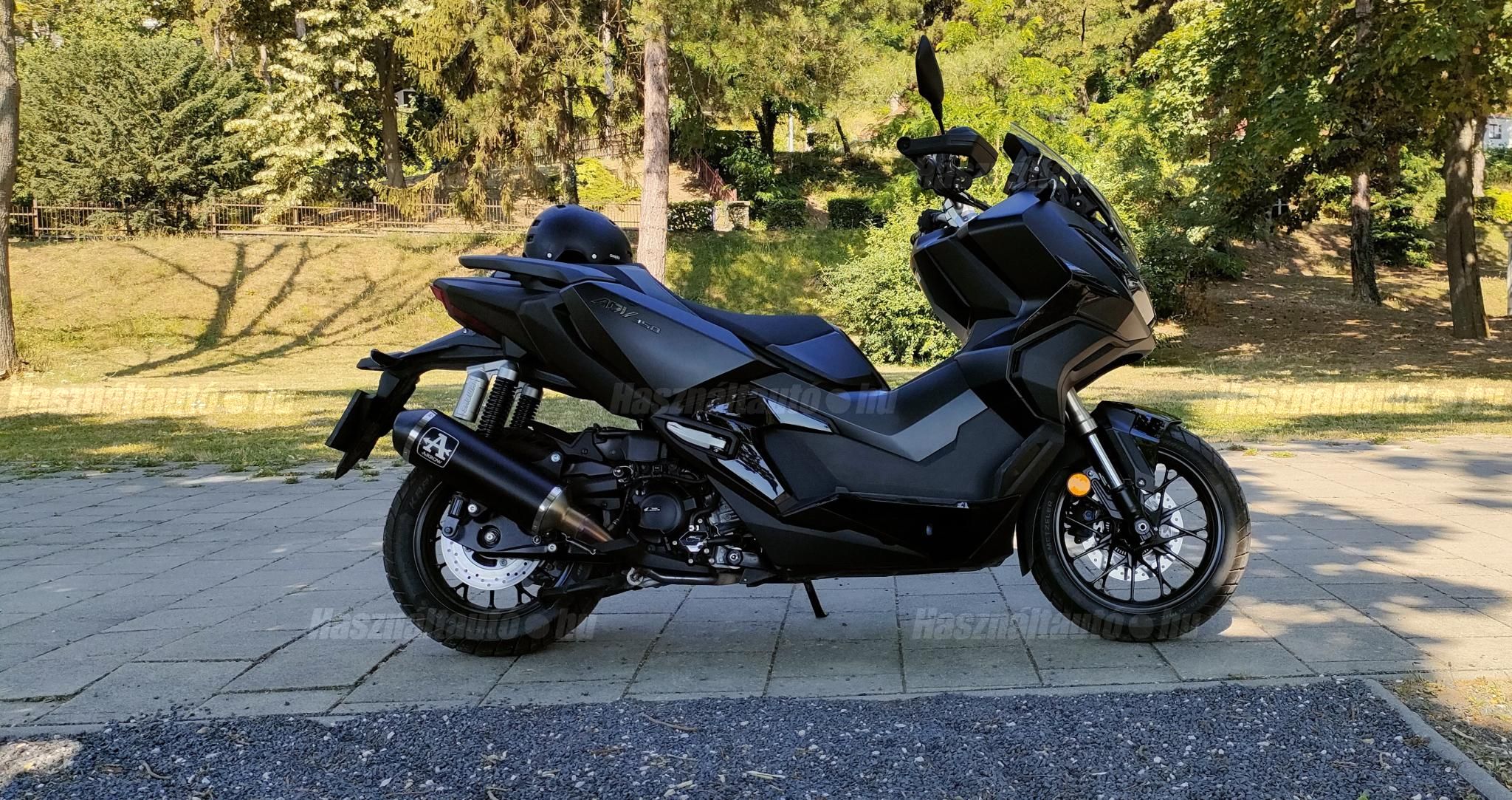HONDA ADV 350 2024/5 - 1