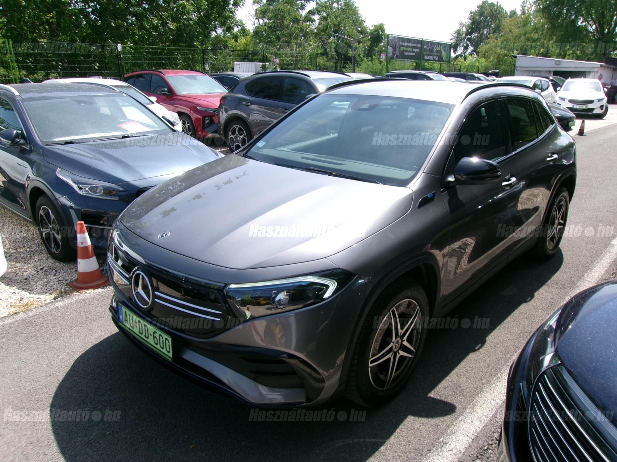 MERCEDES-BENZ EQA 2021/3 - 1