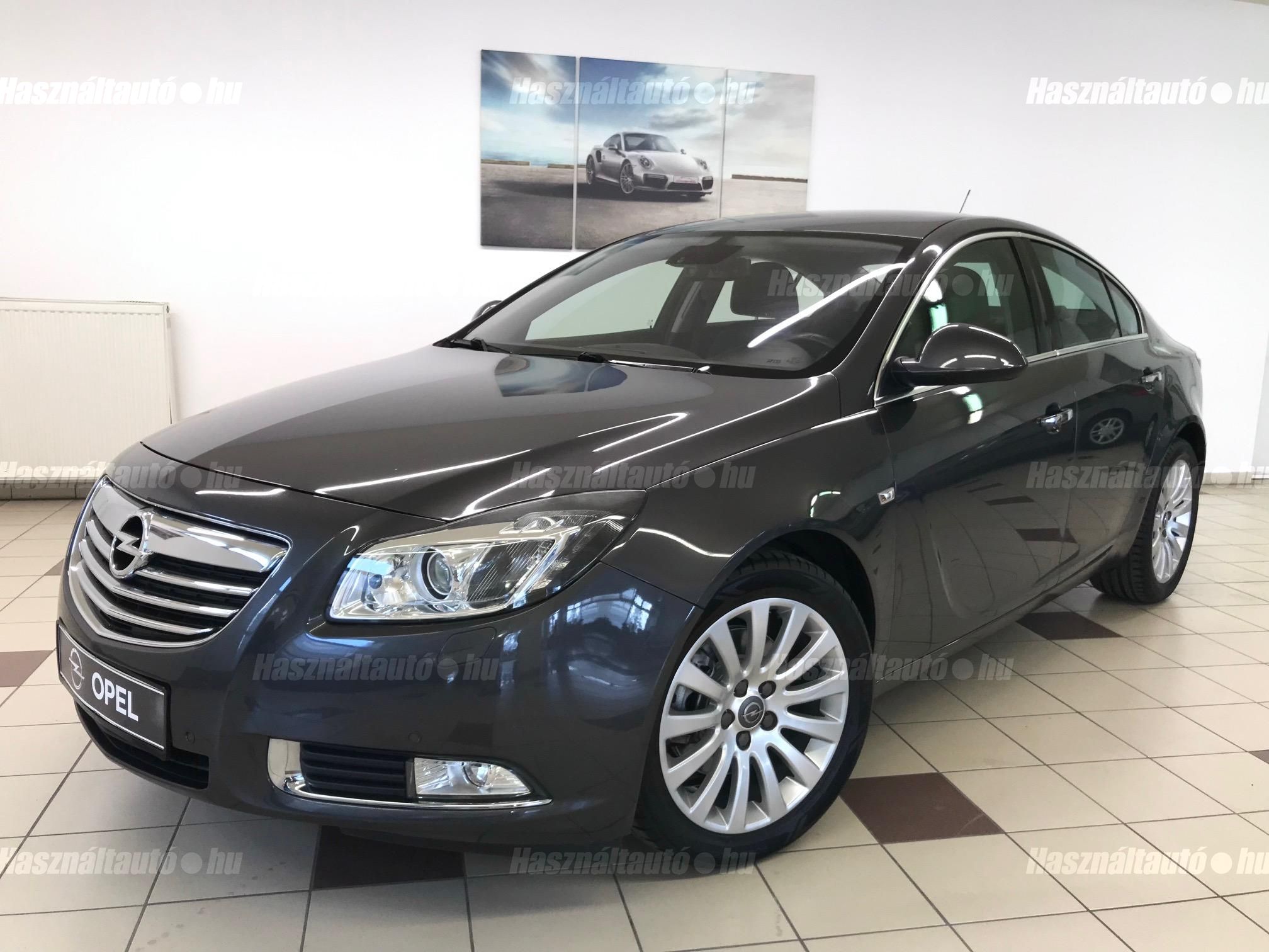 OPEL INSIGNIA 2010/5 - 1
