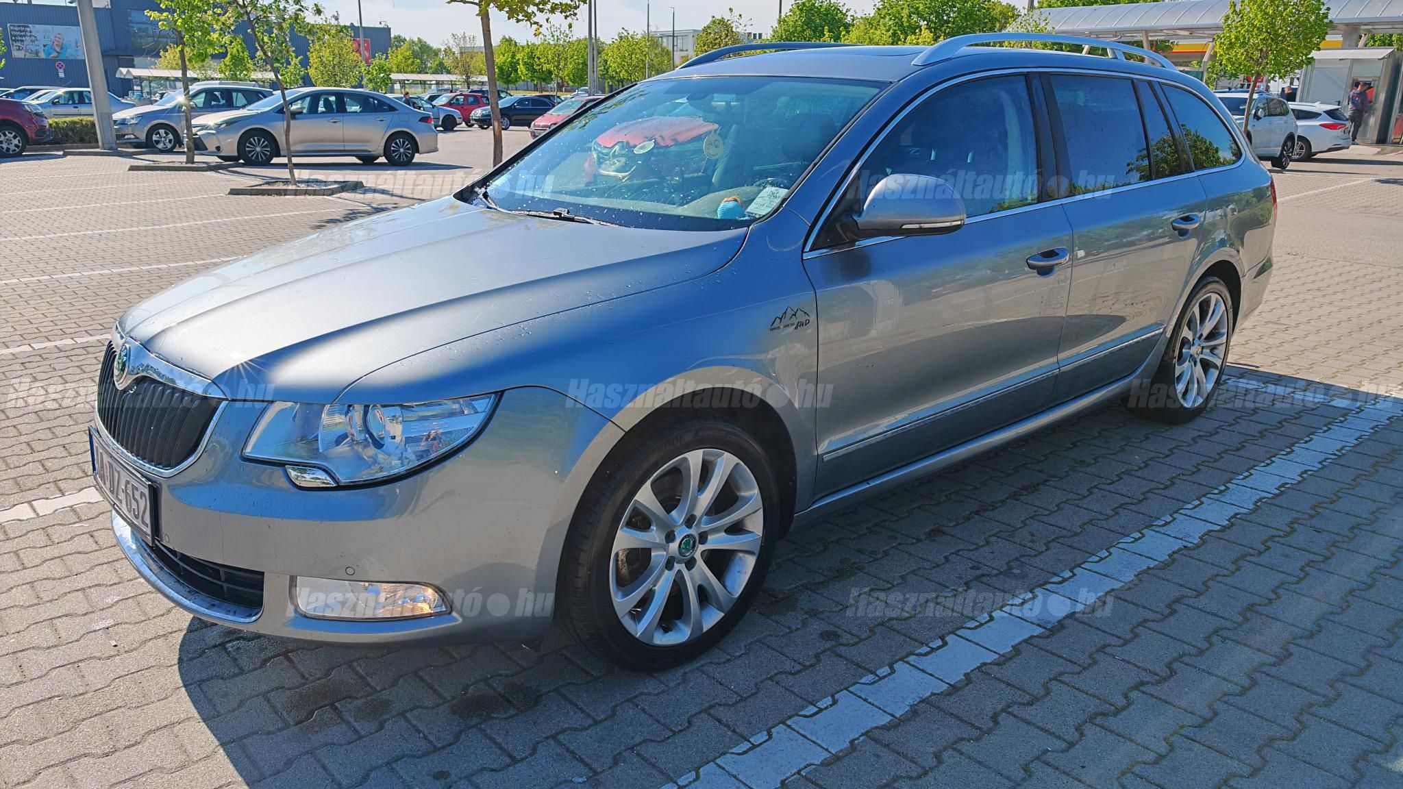 SKODA SUPERB 2011/9 - 1