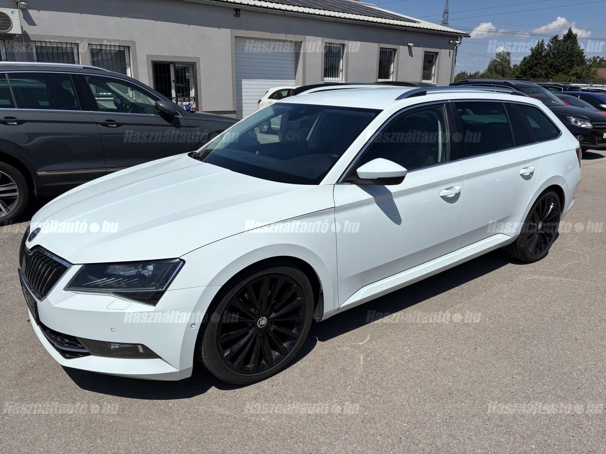 SKODA SUPERB 2017/7 - 1