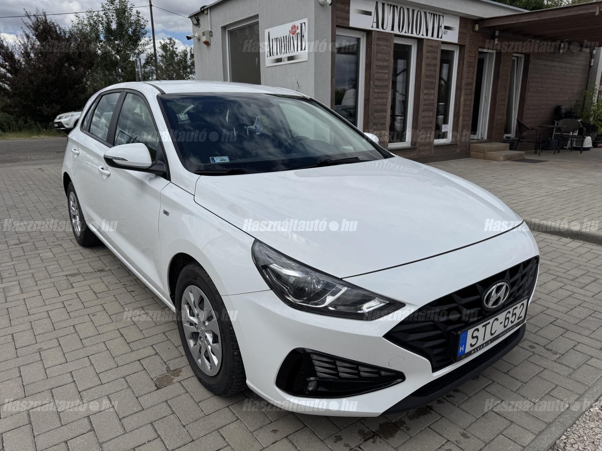 HYUNDAI I30 2021/7 - 1