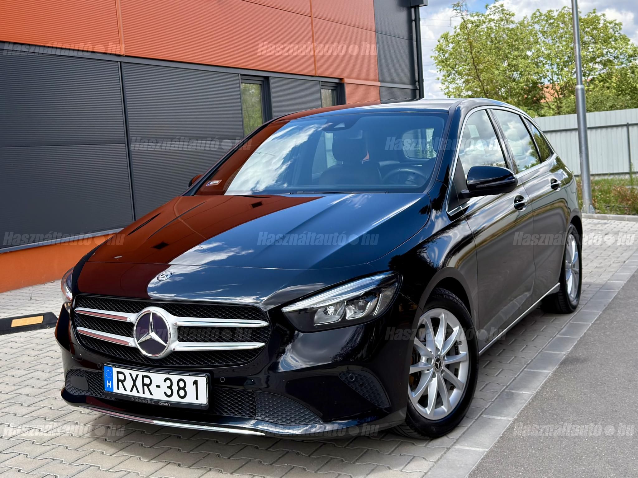 MERCEDES-BENZ B 180 2019/12 - 1