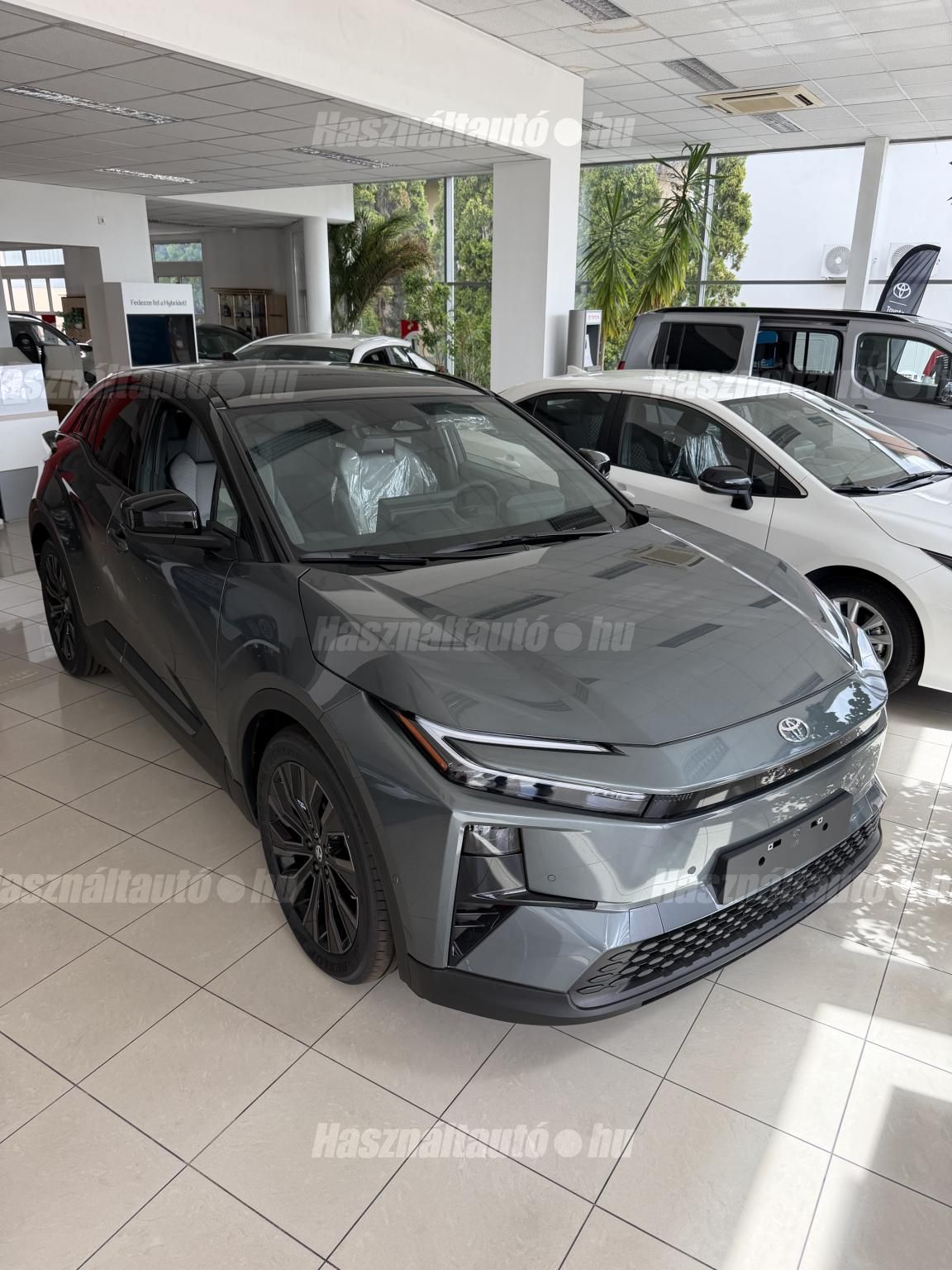 TOYOTA C-HR 2026 - 1