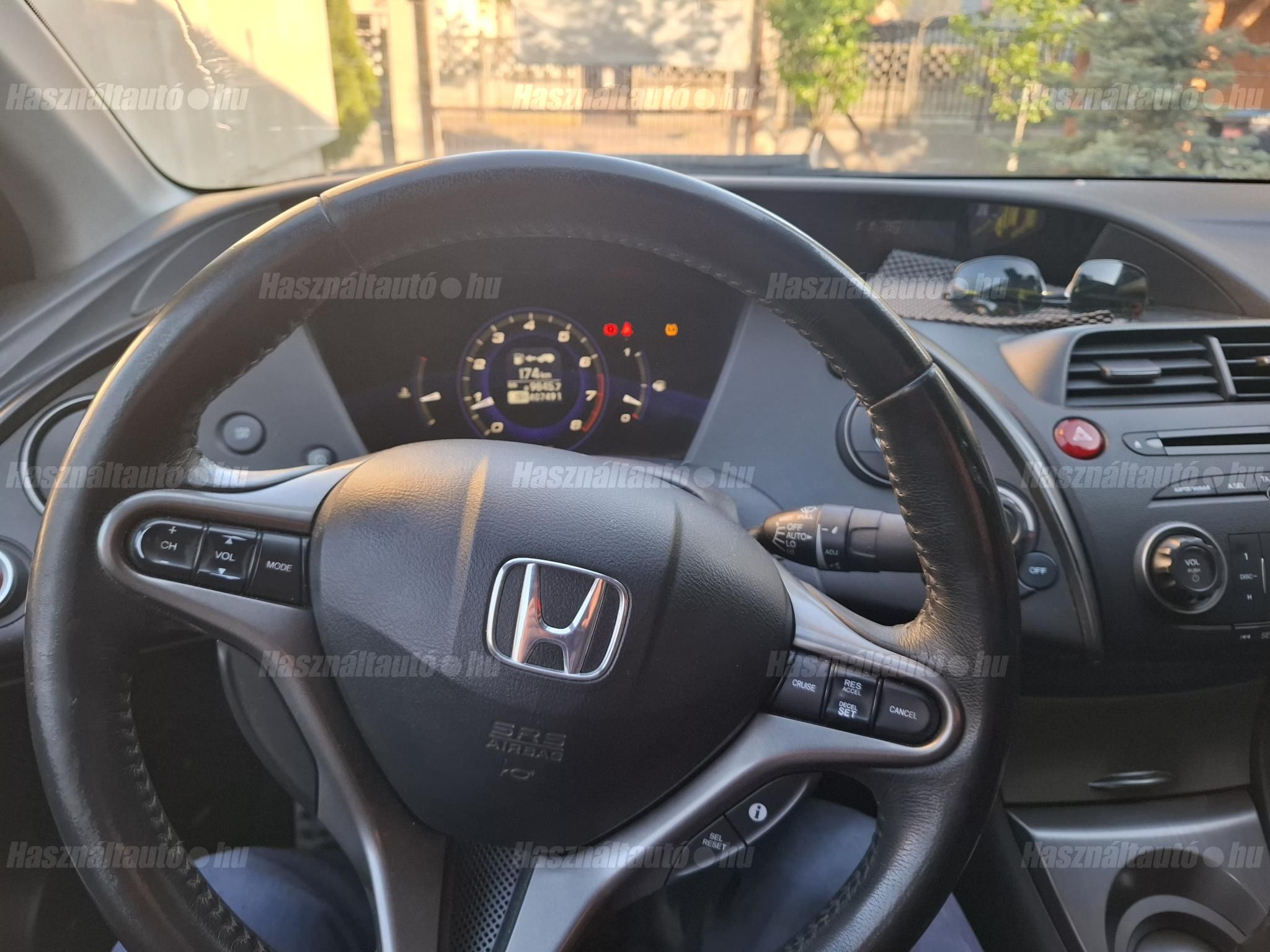 HONDA CIVIC 2009/8 - 1