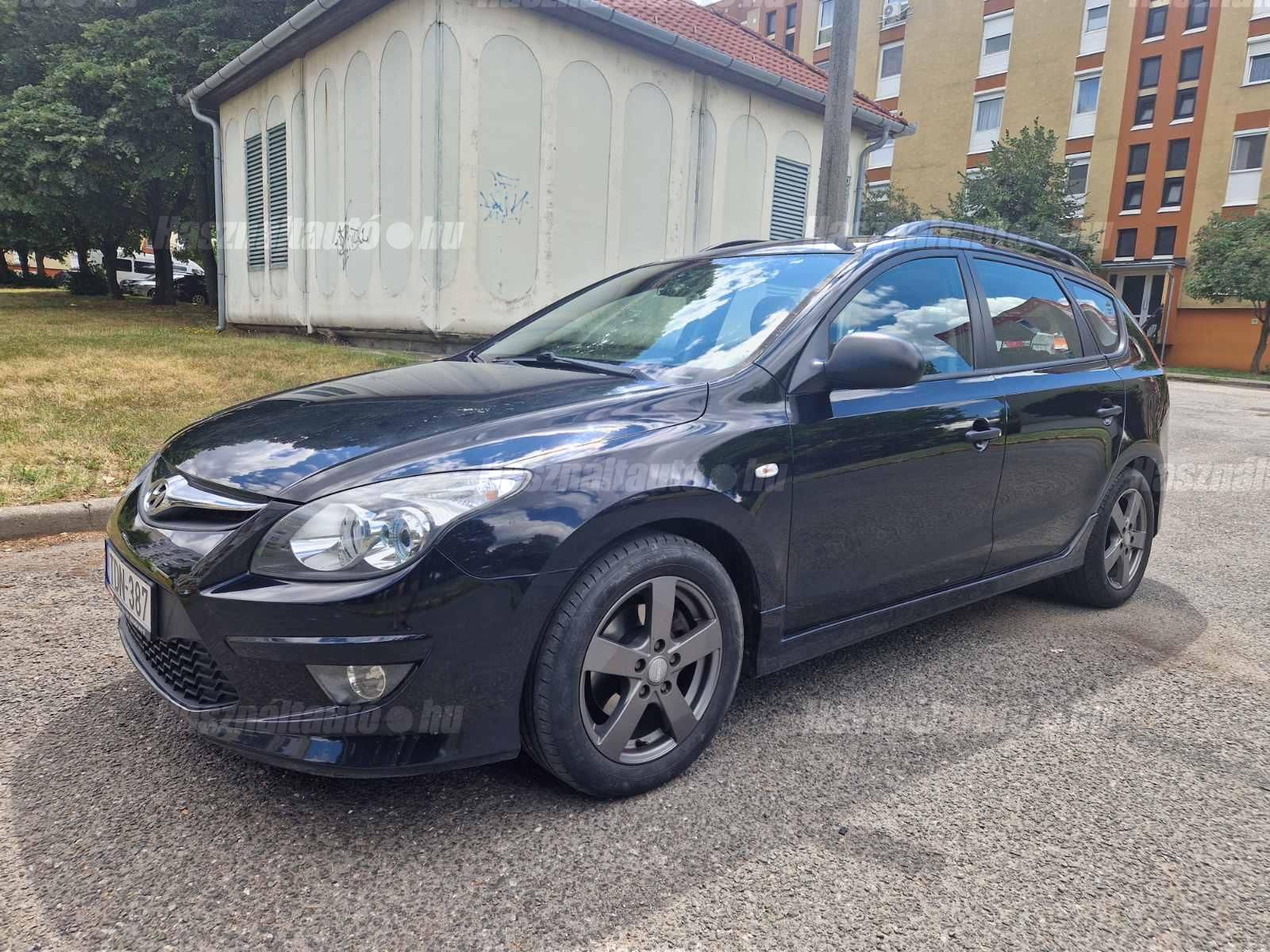 HYUNDAI I30 2012/4 - 1