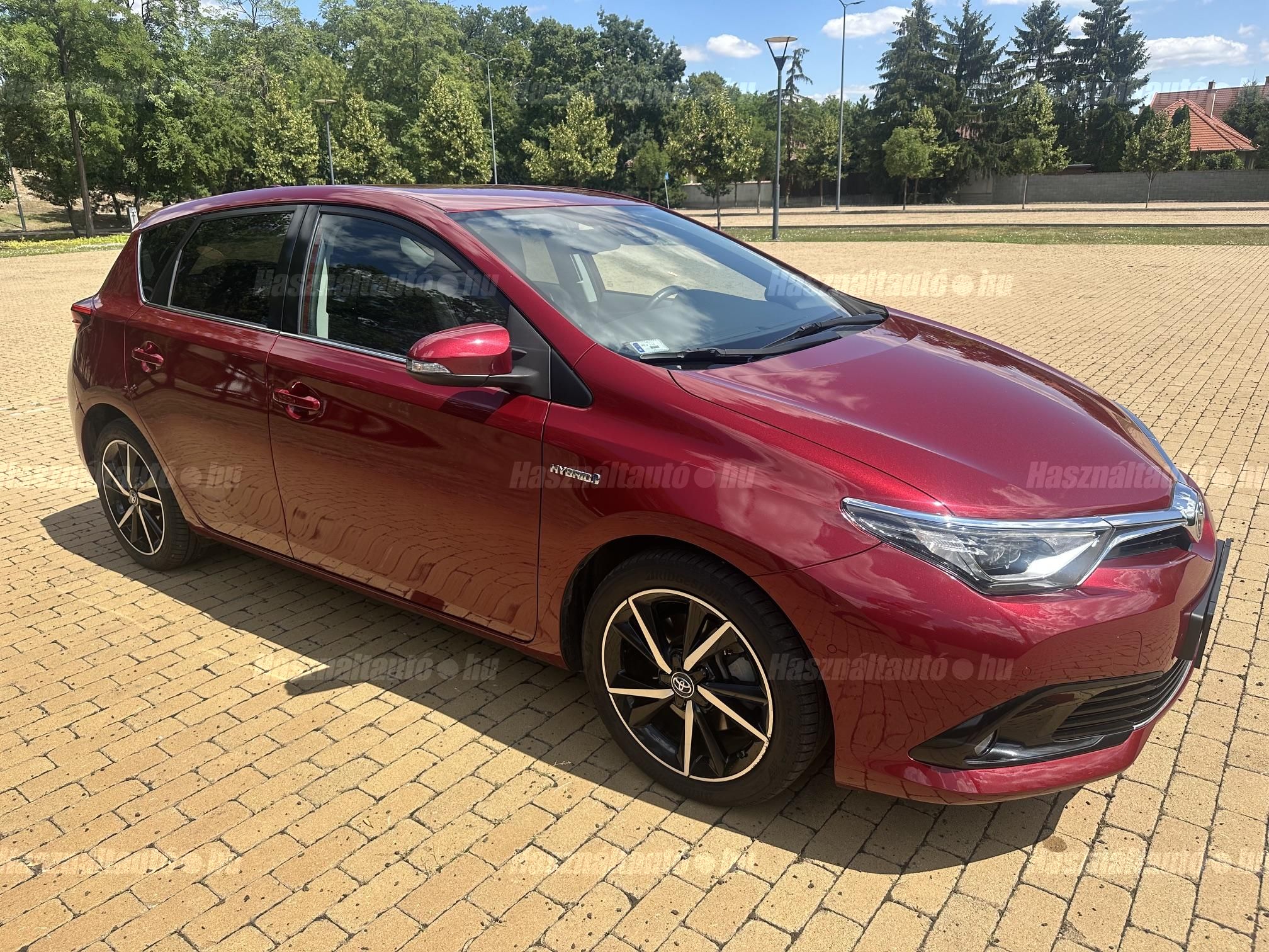 TOYOTA AURIS 2017/3 - 1