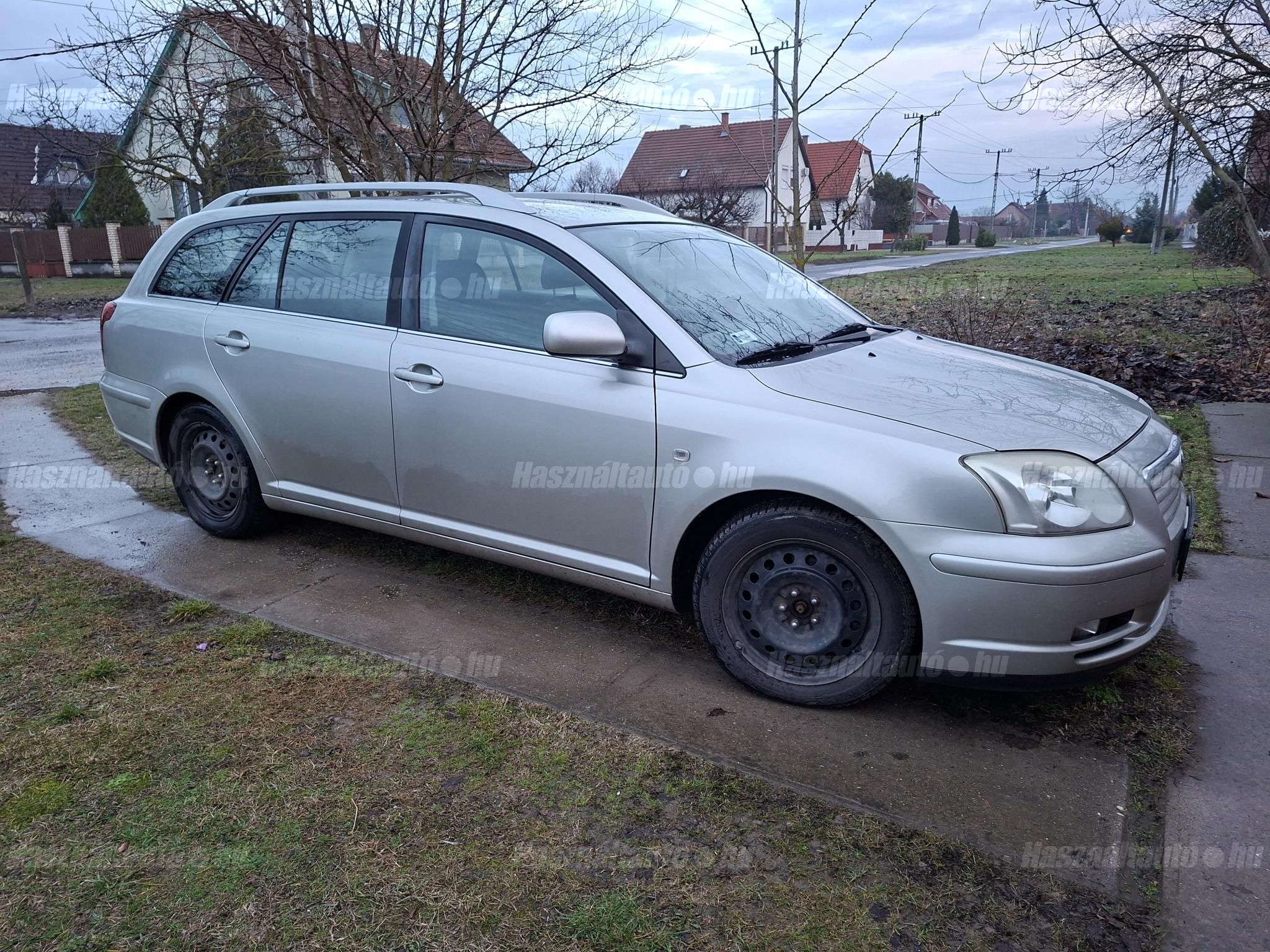 TOYOTA AVENSIS 2005/10 - 1