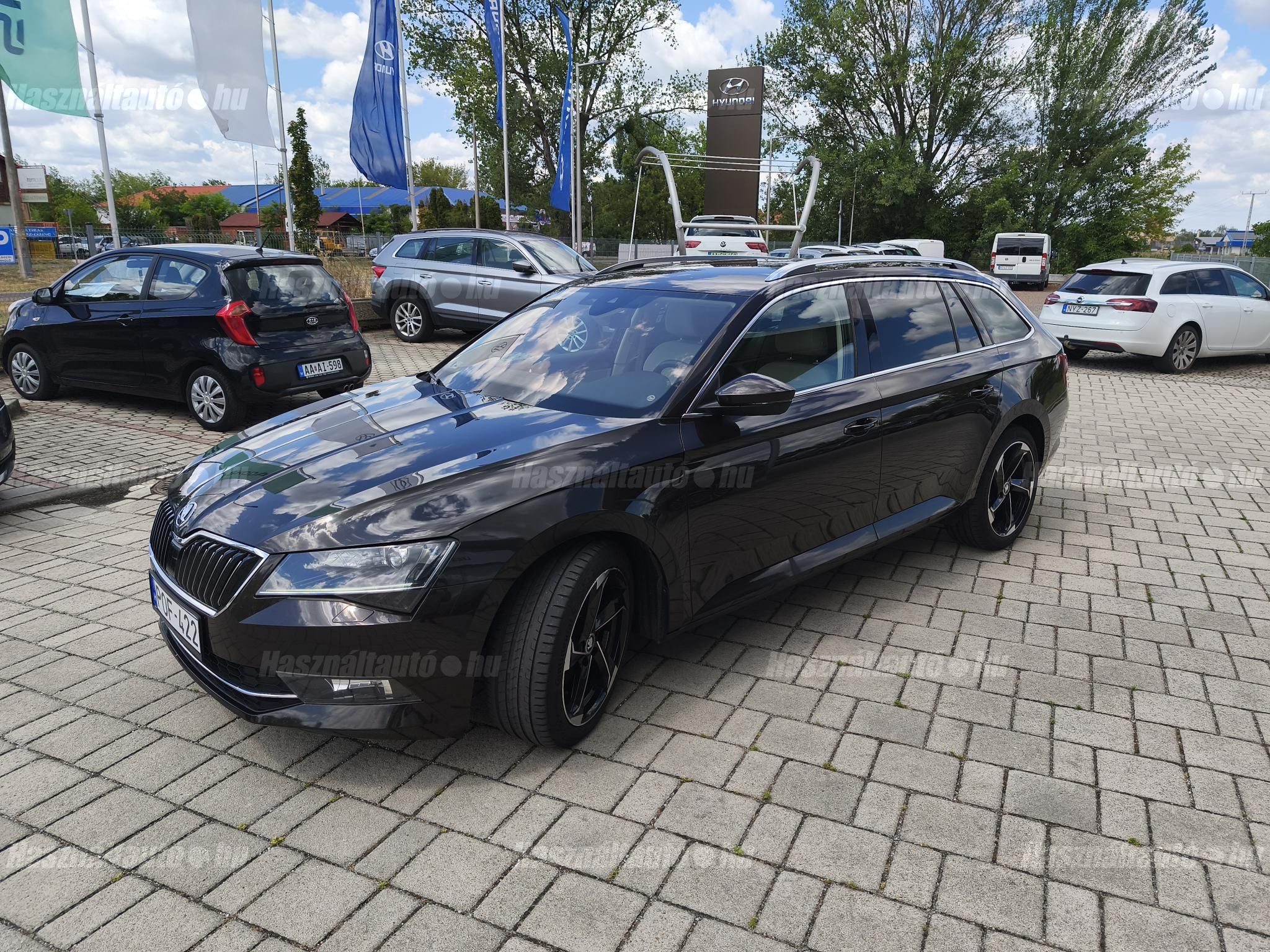 SKODA SUPERB 2018/4 - 1