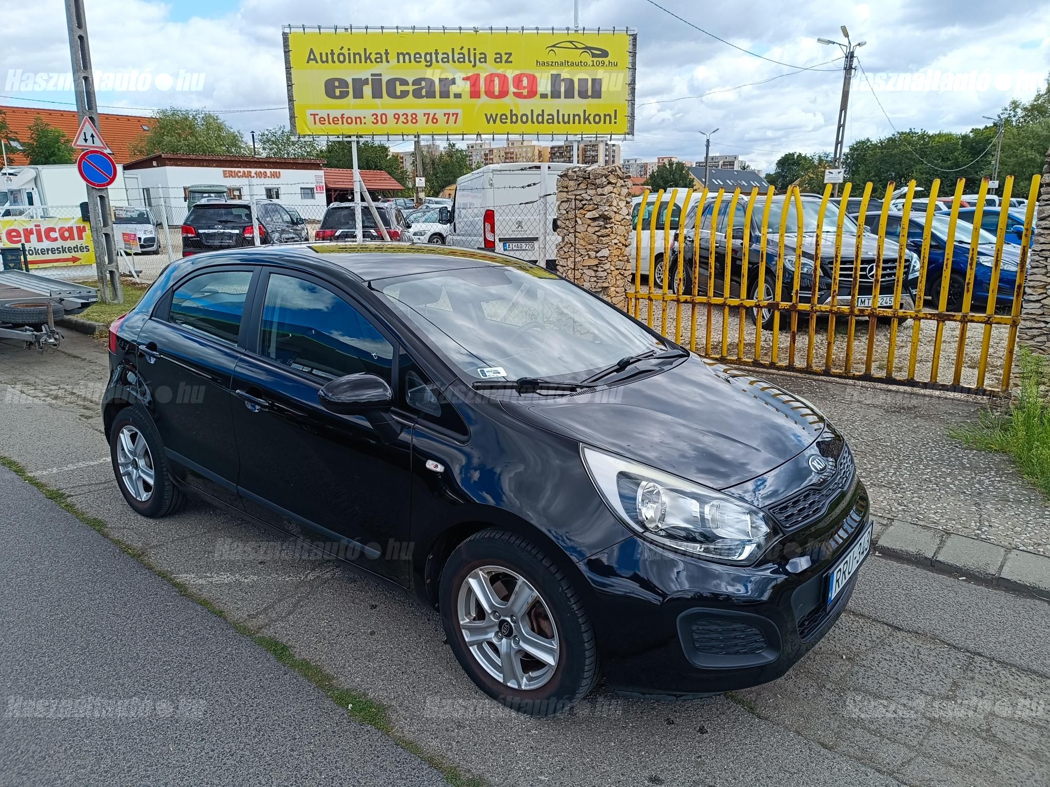 KIA RIO 2013/4 - 1