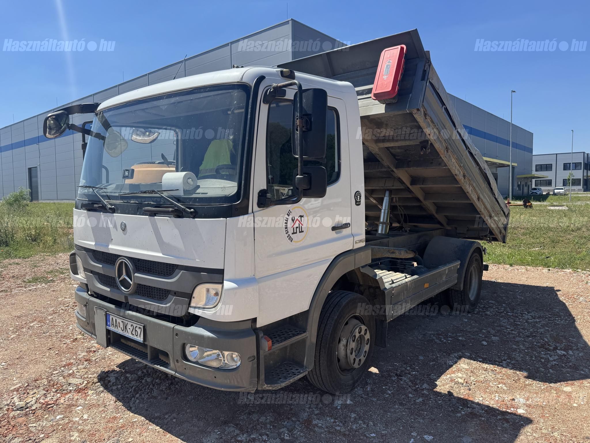 MERCEDES-BENZ 2012/2 - 1