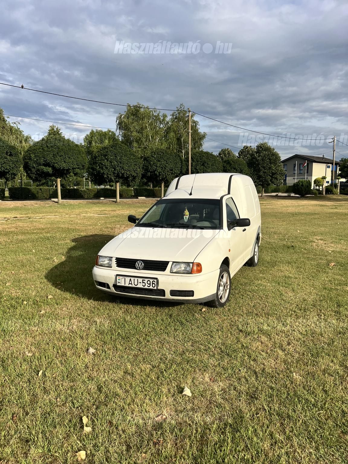 VOLKSWAGEN CADDY 2002/9 - 1
