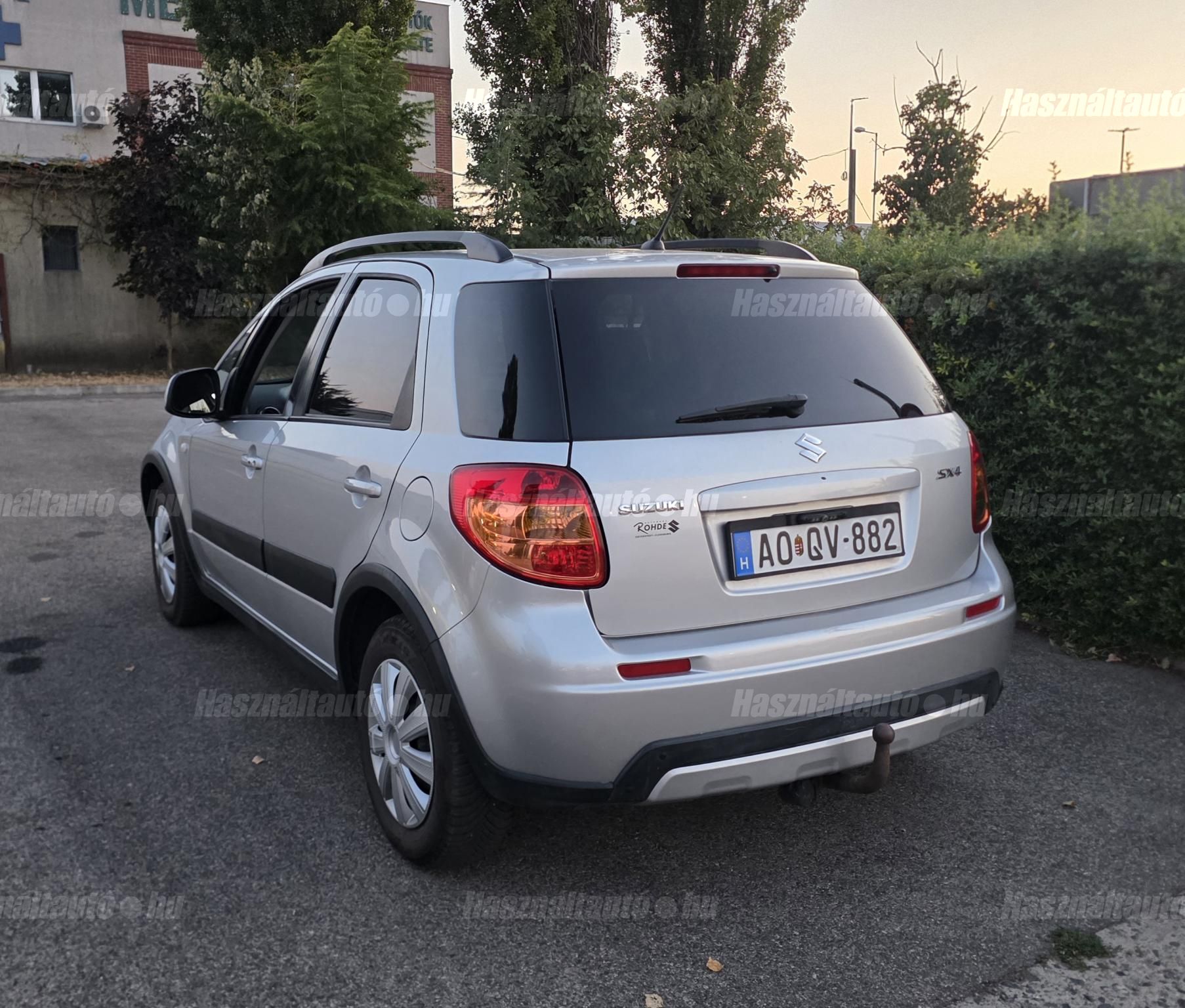 SUZUKI SX4 2010/8 - 1