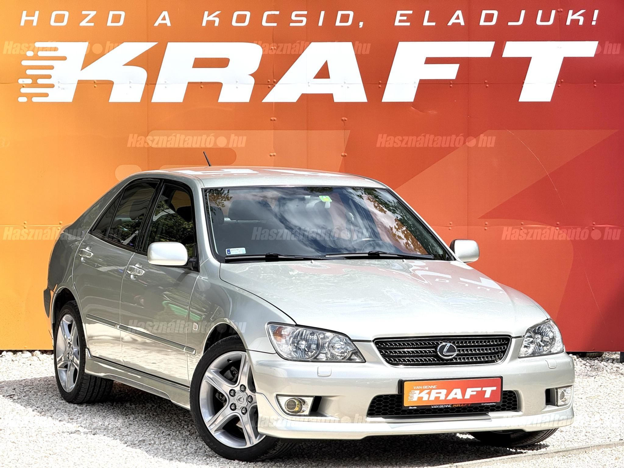 LEXUS IS 2002/4 - 1