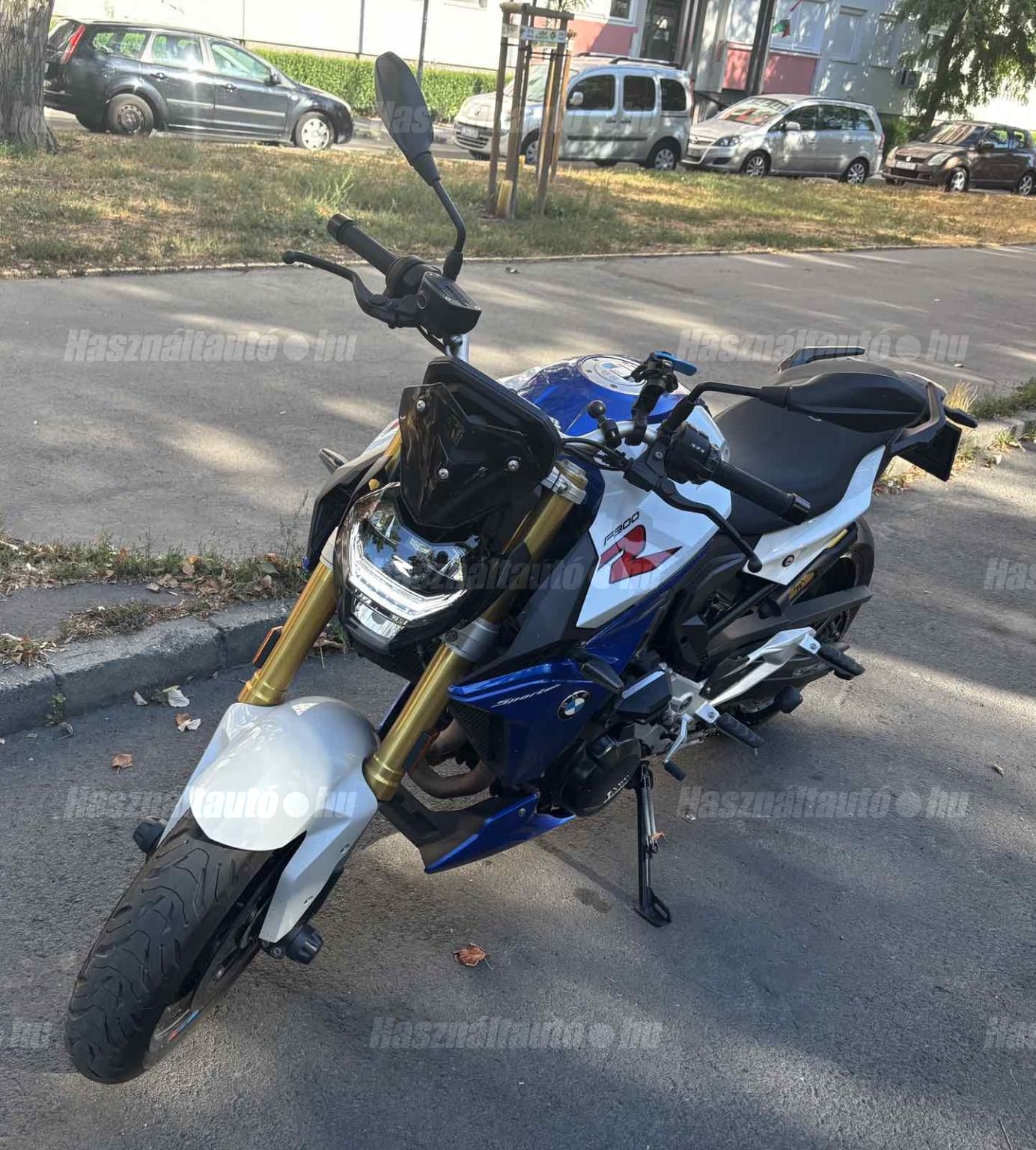 BMW F 900 R 2022/8 - 1