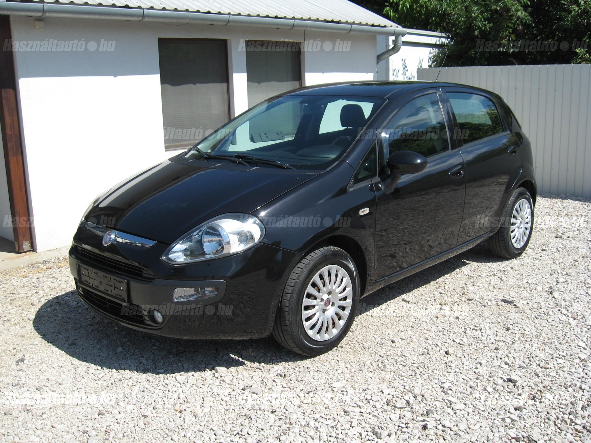 FIAT PUNTO 2010/6 - 1