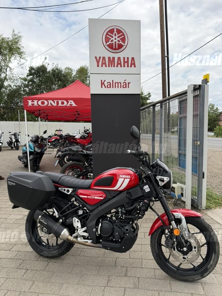 YAMAHA XSR 2022/7 - 1