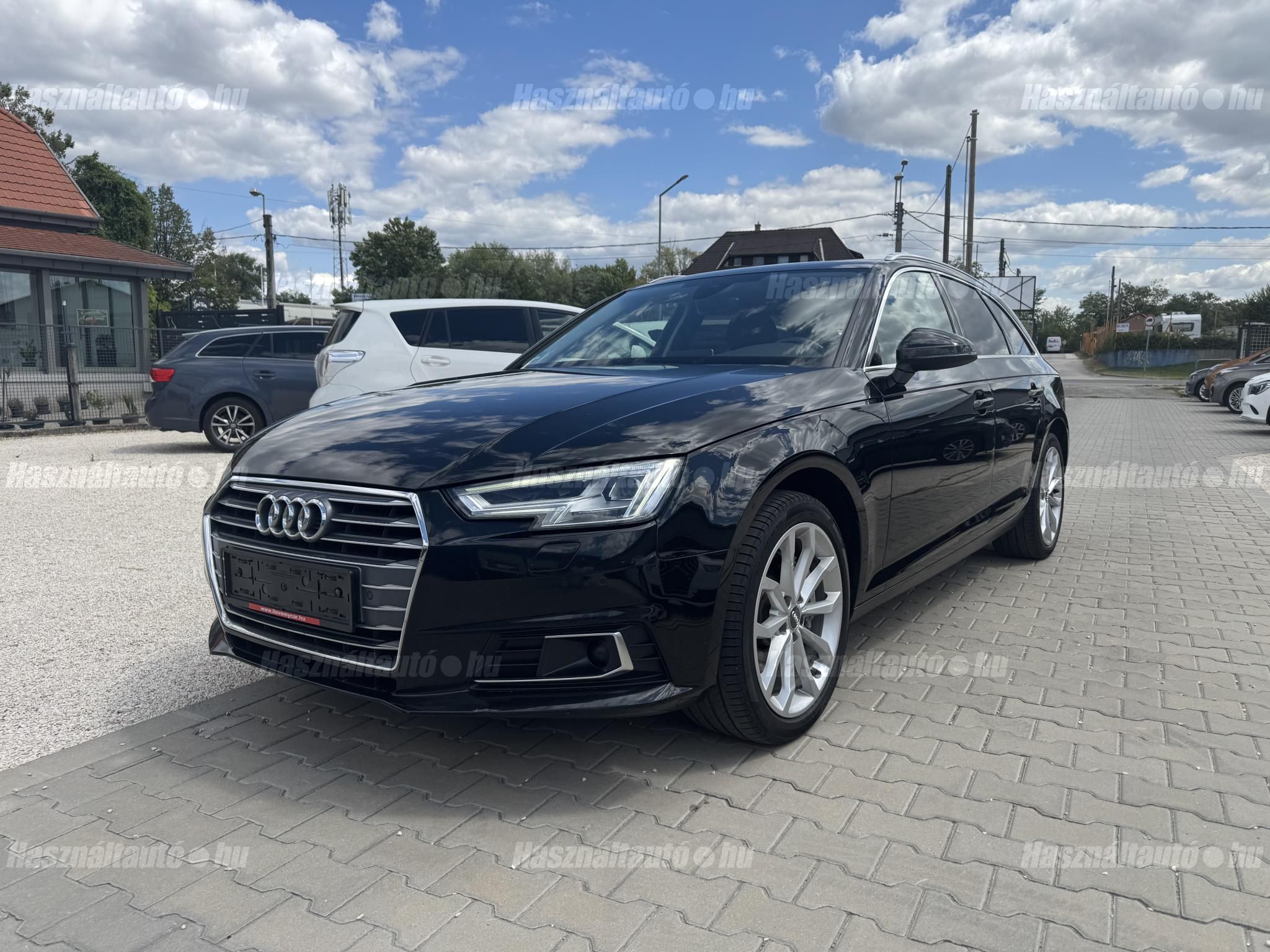 AUDI A4 2018 - 1