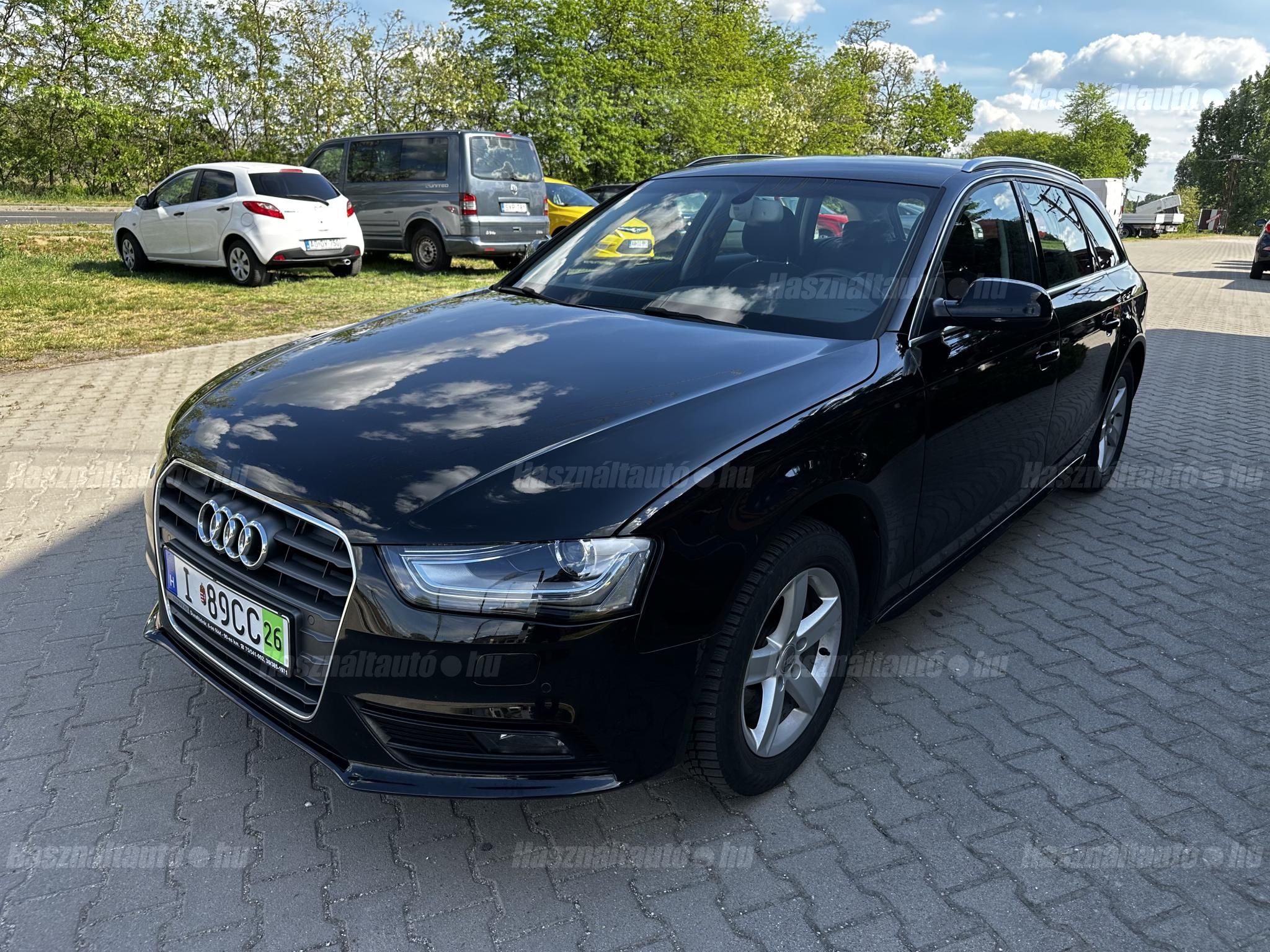 AUDI A4 2014/12 - 1