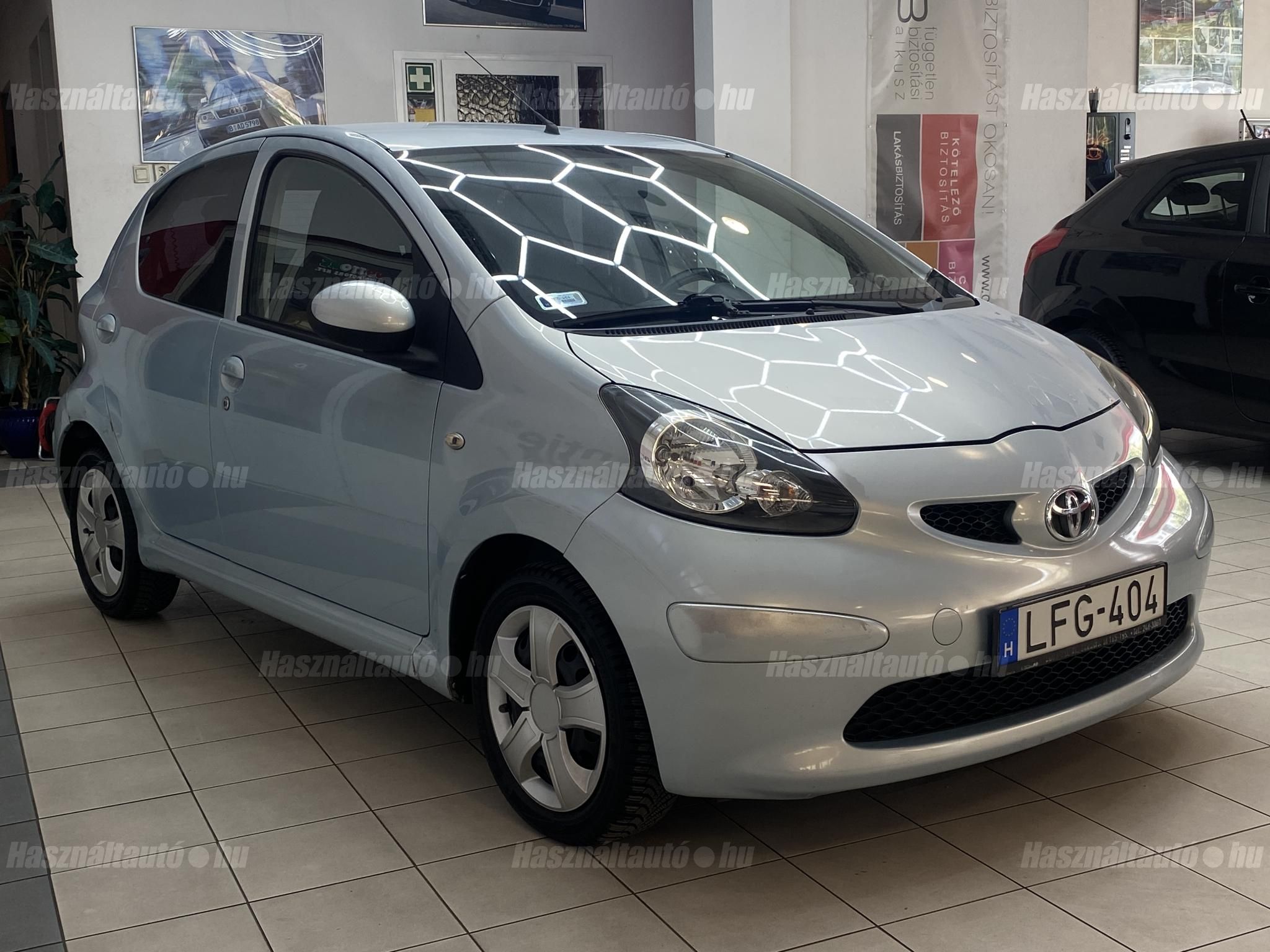TOYOTA AYGO 2006/5 - 1