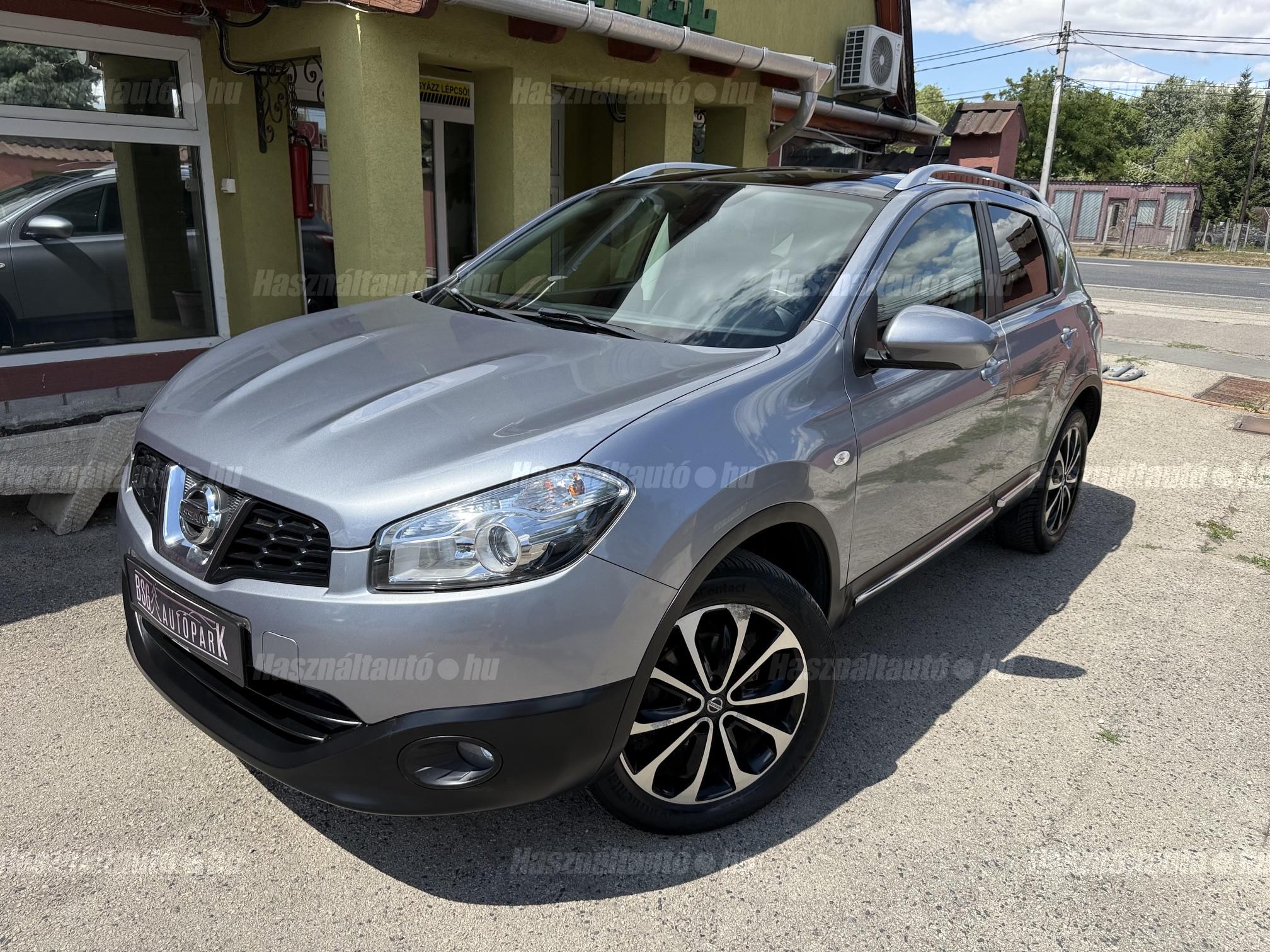 NISSAN QASHQAI 2012/4 - 1