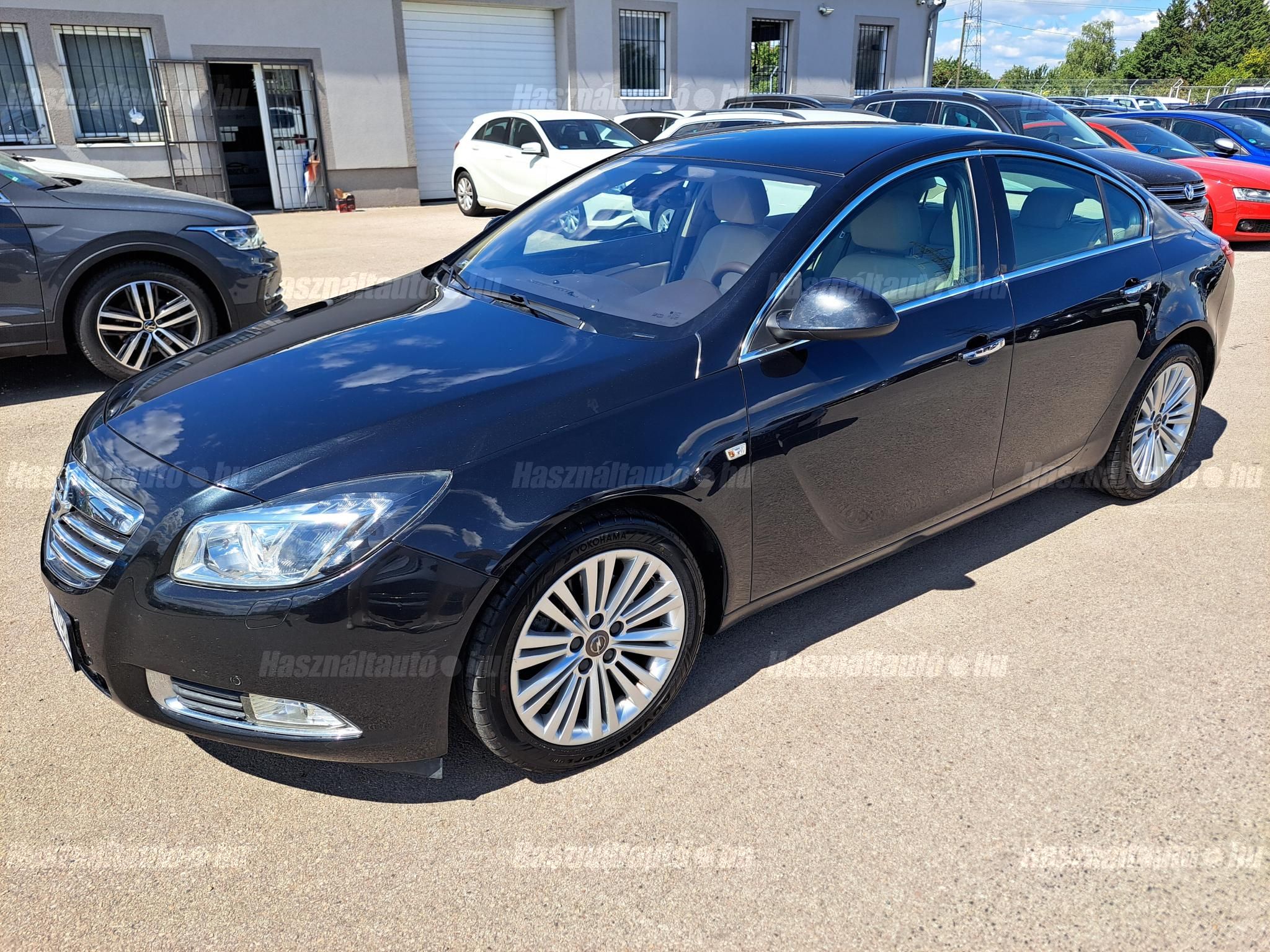 OPEL INSIGNIA 2012/3 - 1