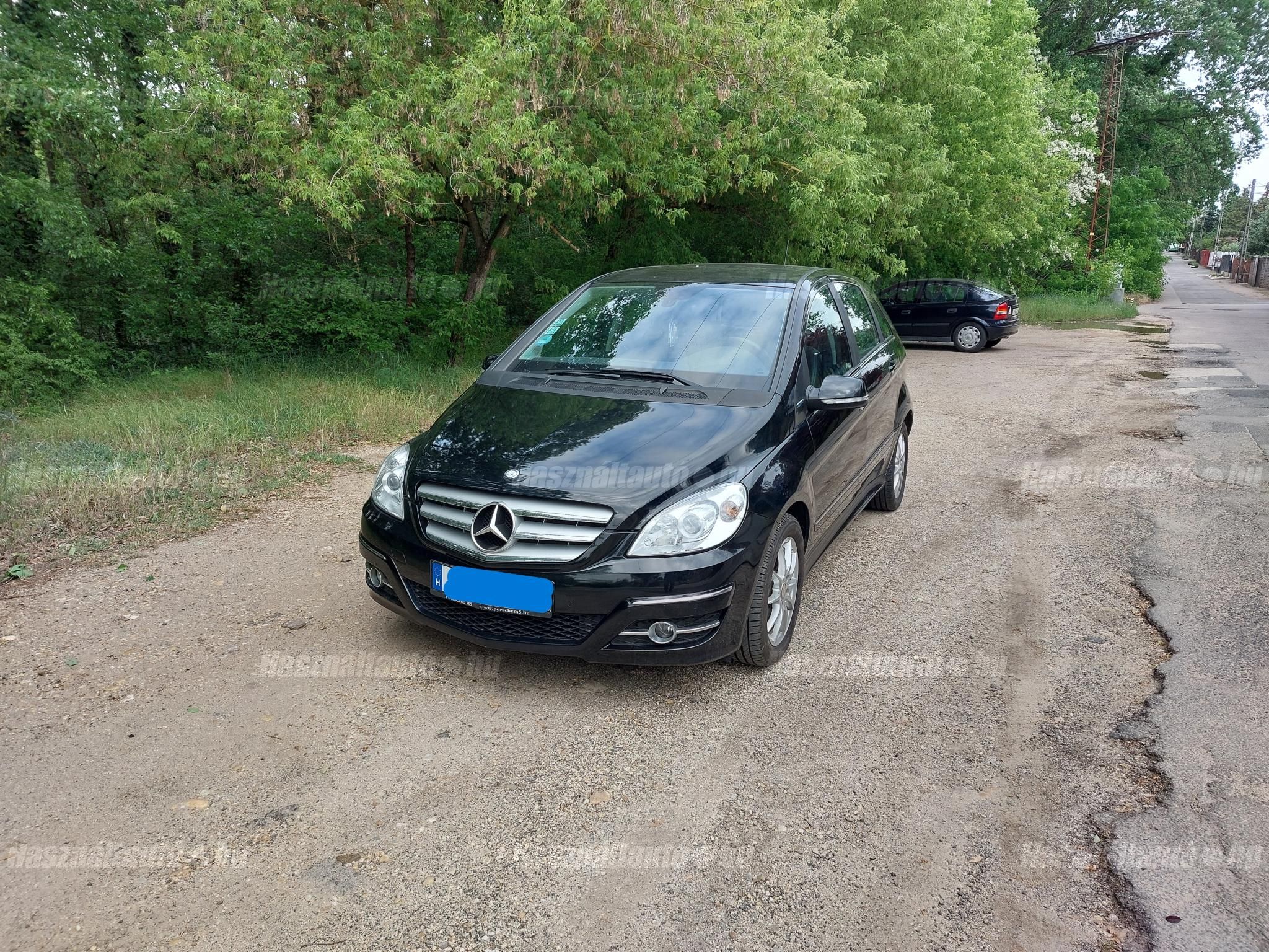 MERCEDES-BENZ B 180 2011/5 - 1