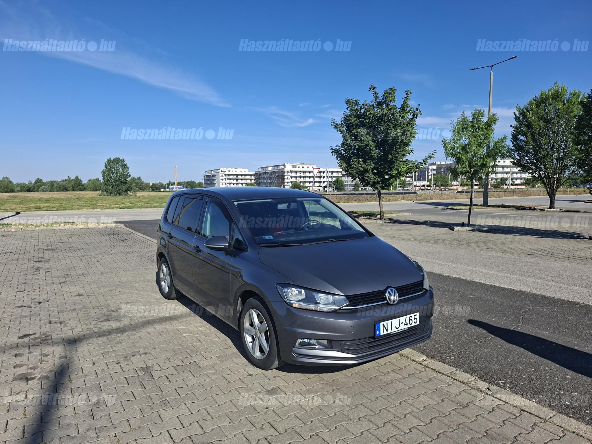 VOLKSWAGEN TOURAN 2015/11 - 1