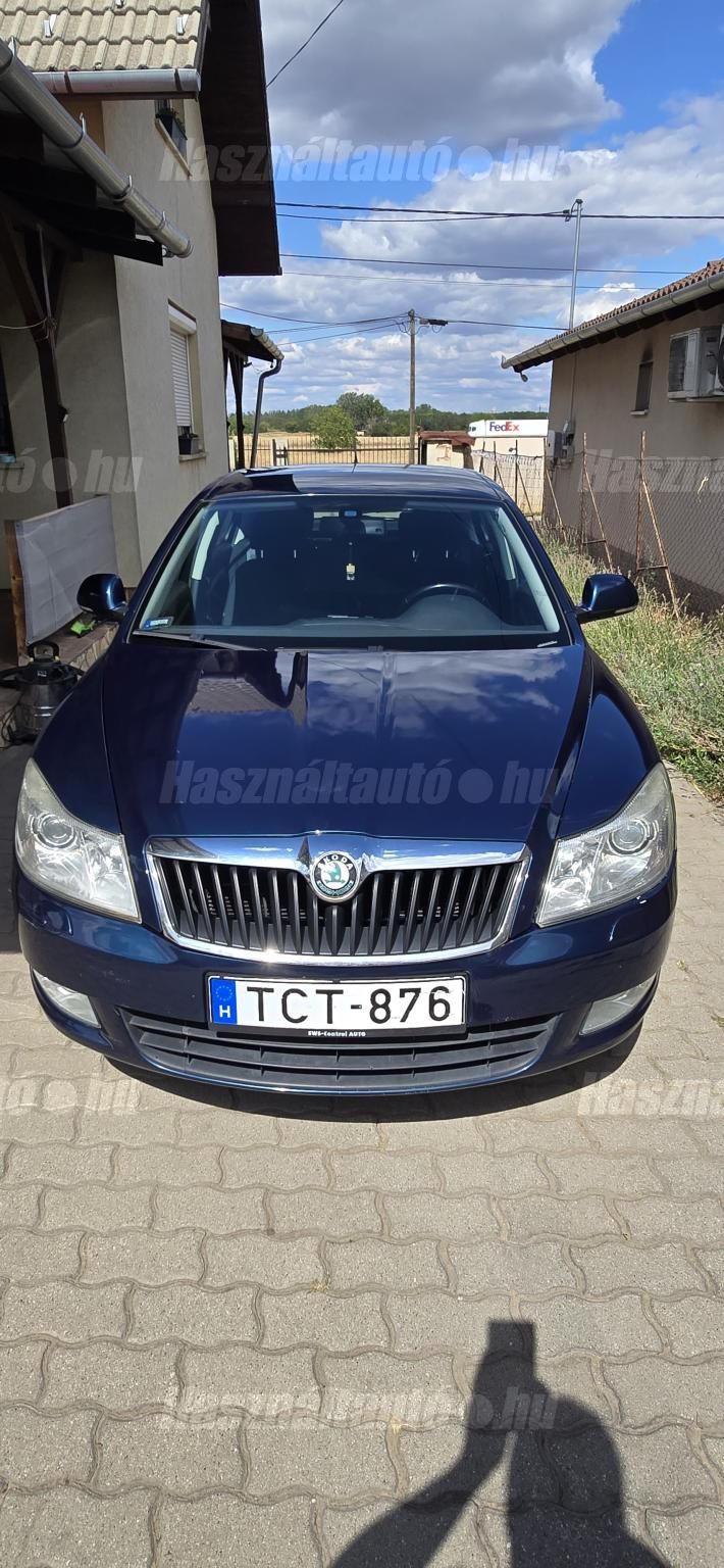 SKODA OCTAVIA 2011/10 - 1