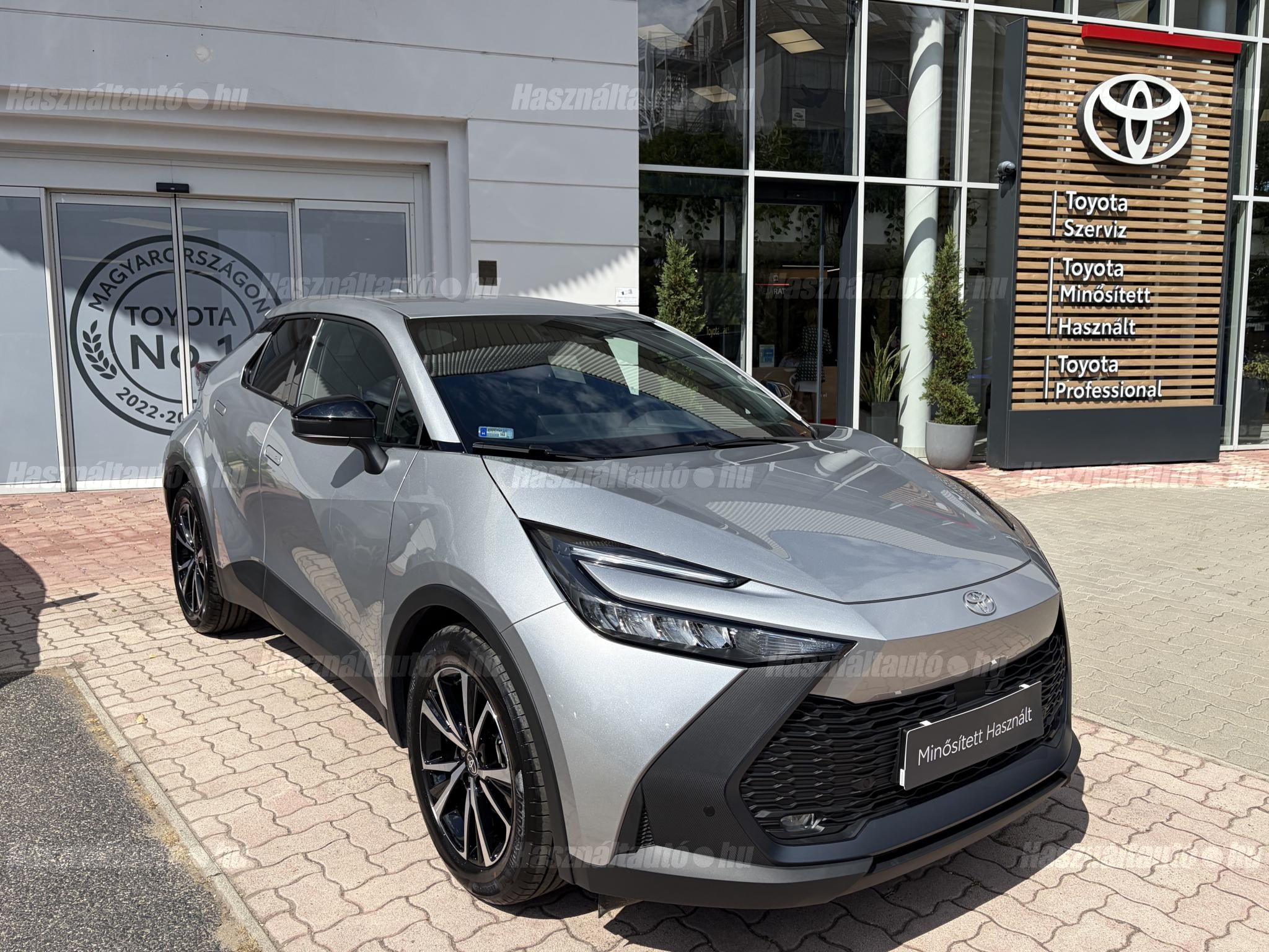 TOYOTA C-HR 2025/10 - 1