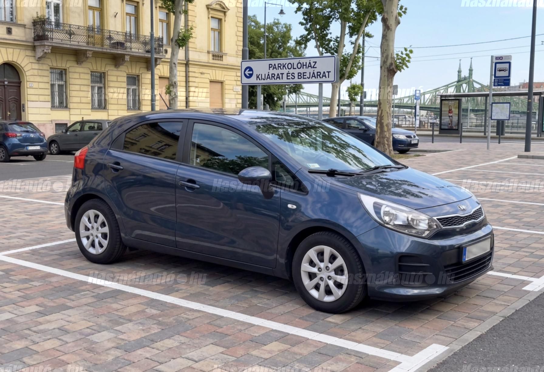 KIA RIO 2015/9 - 1