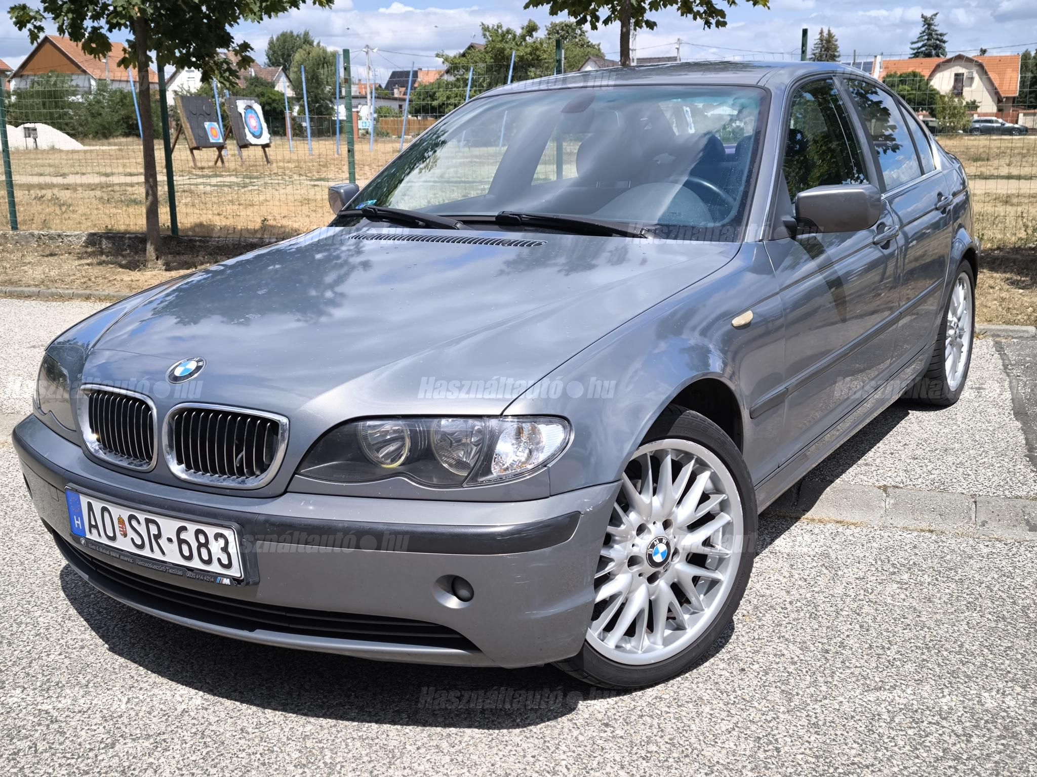 BMW 318 2004/4 - 1
