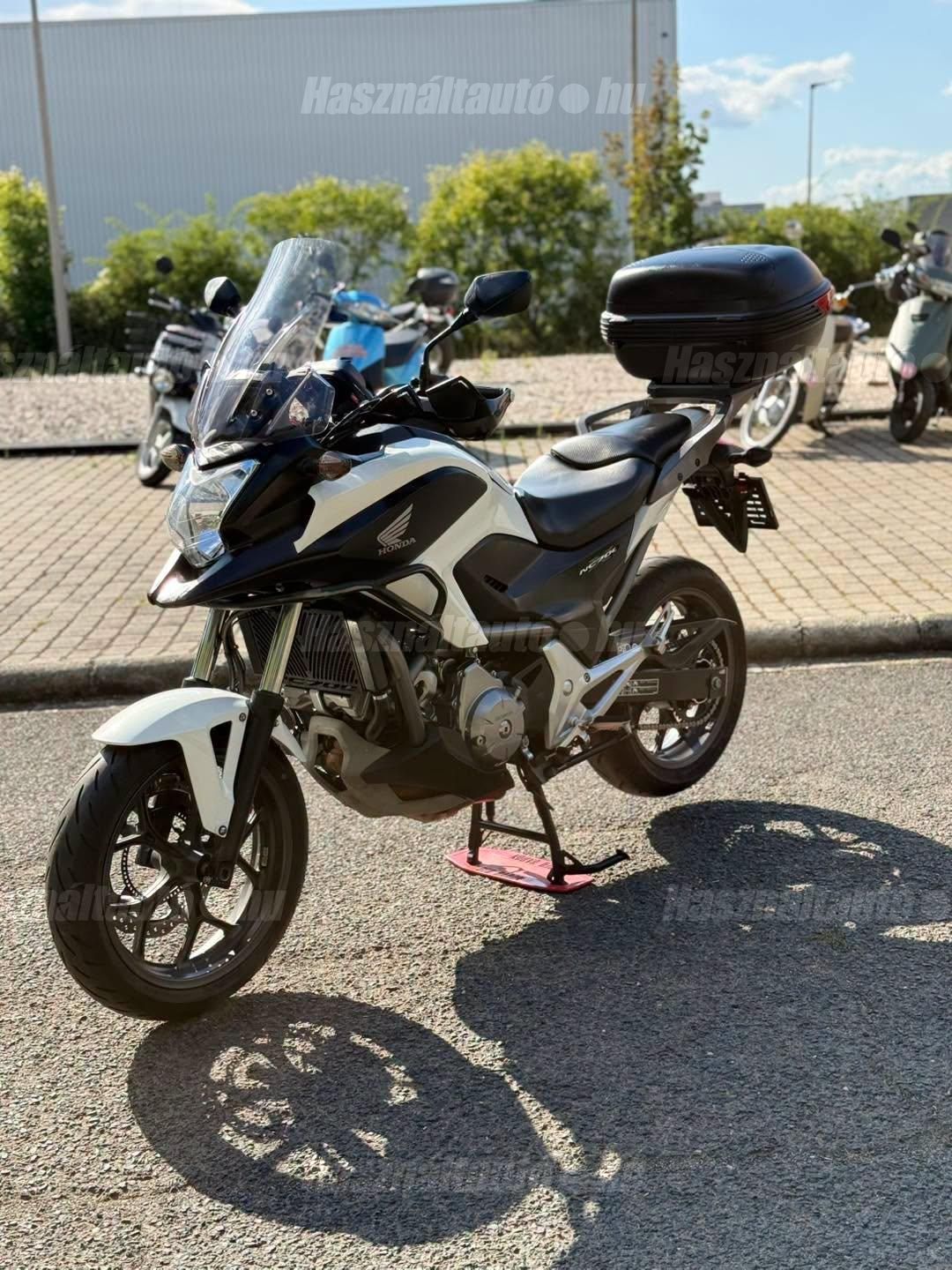 HONDA NC 700 X 2012 - 1