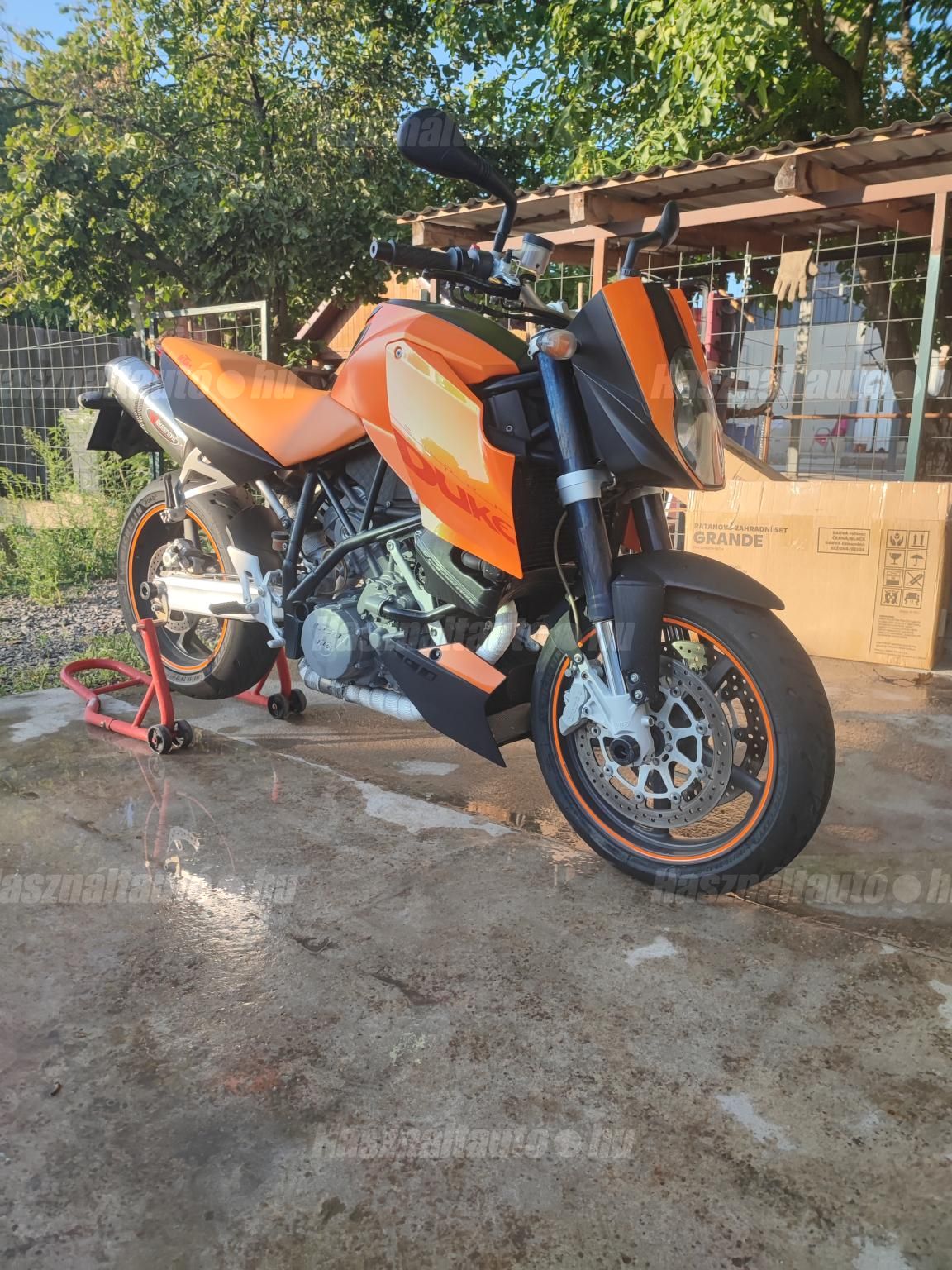 KTM 990 SUPER DUKE 2004/6 - 1