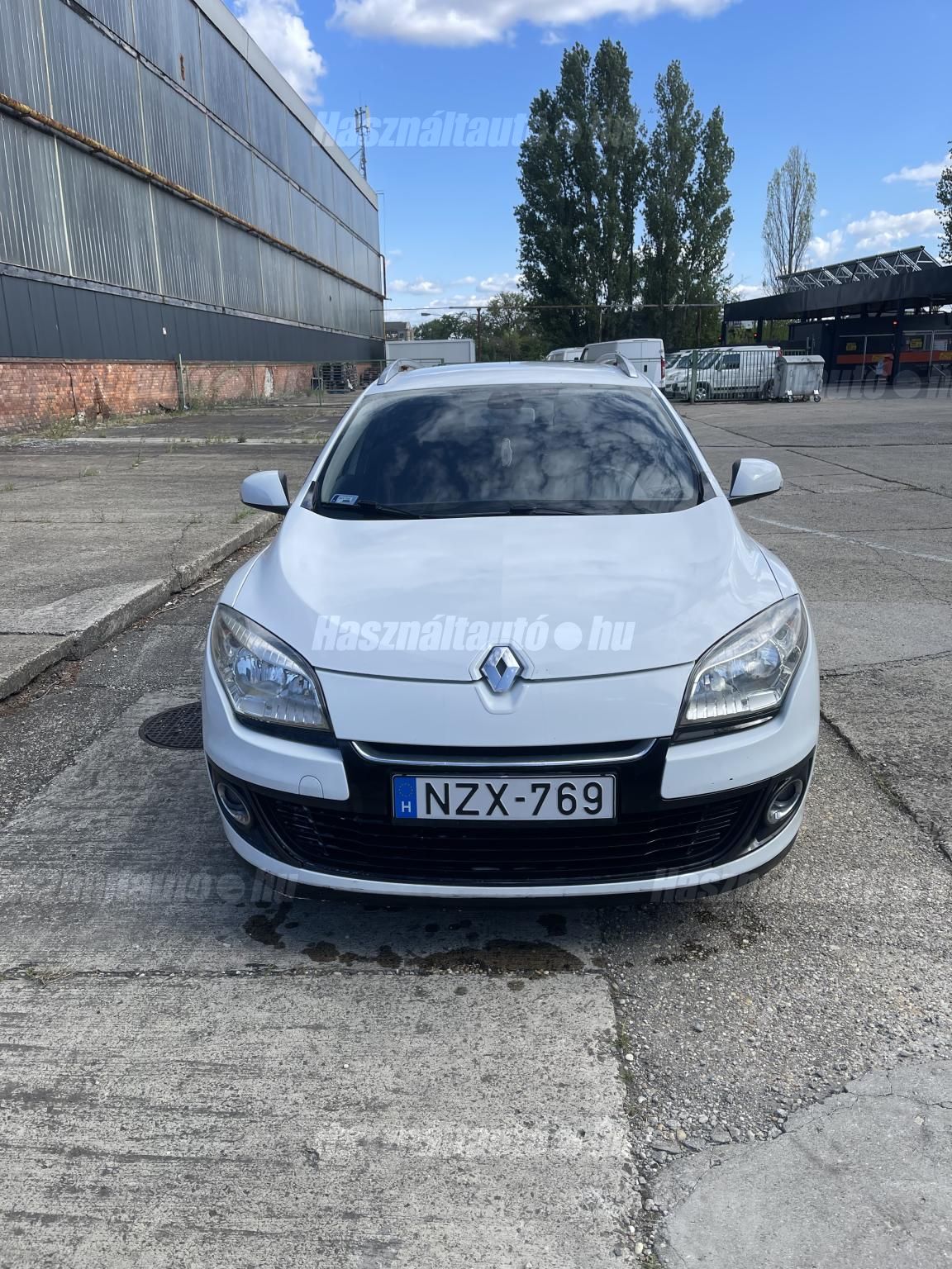 RENAULT MEGANE 2012 - 1