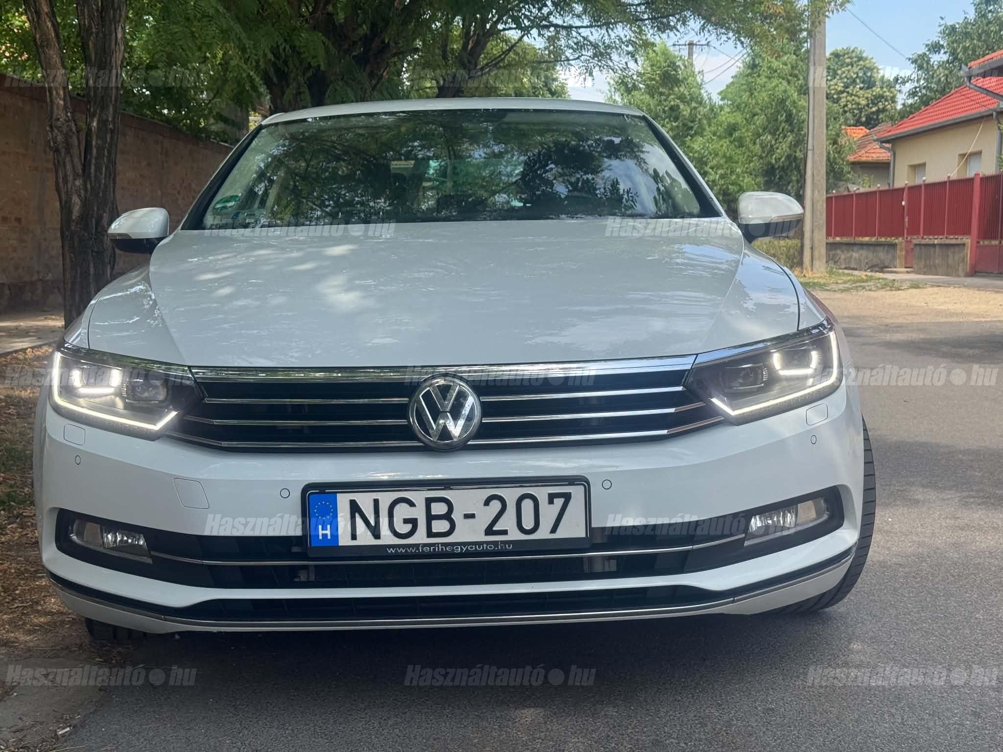 VOLKSWAGEN PASSAT VIII 2015/7 - 1
