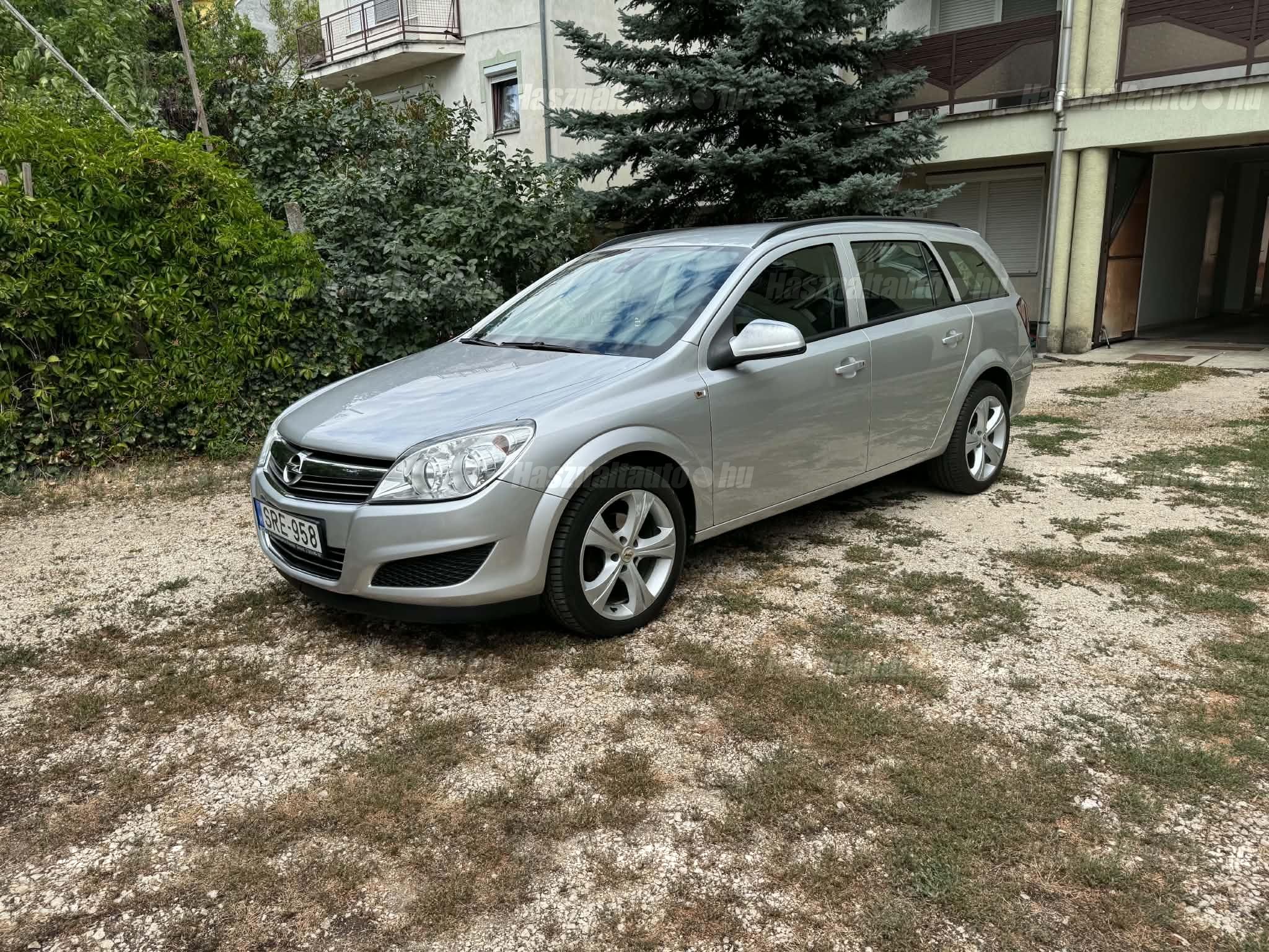 OPEL ASTRA H 2009/9 - 1