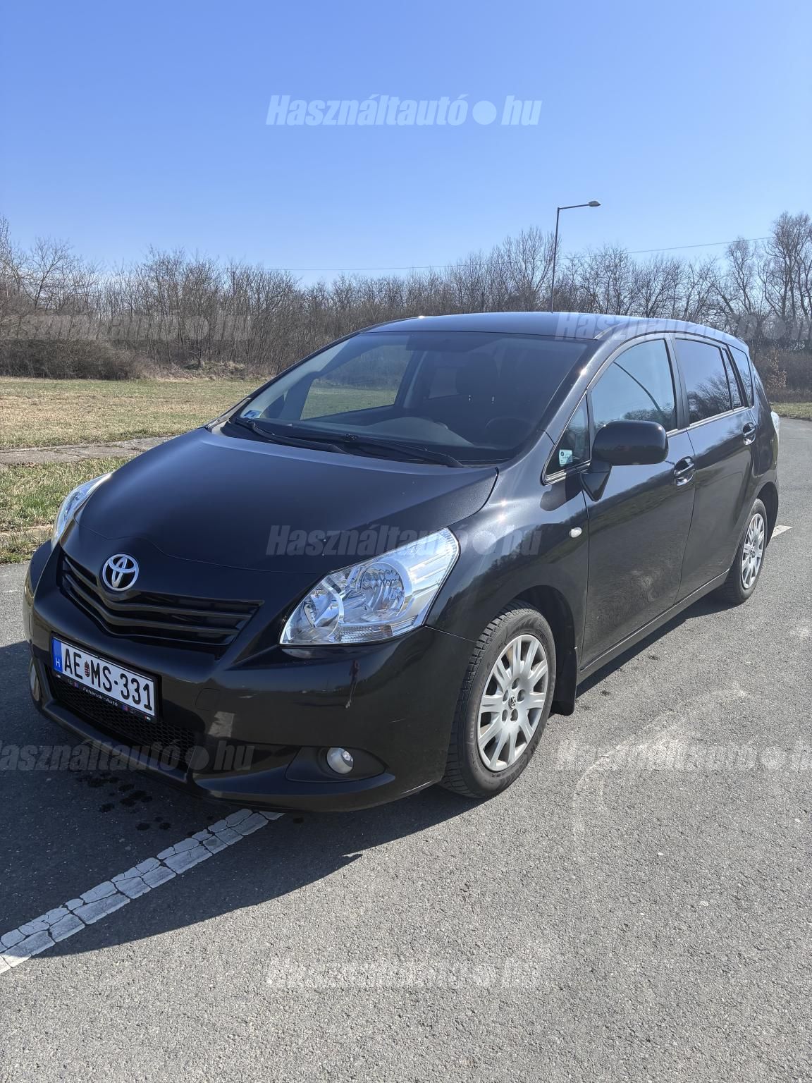 TOYOTA VERSO 2010/6 - 1