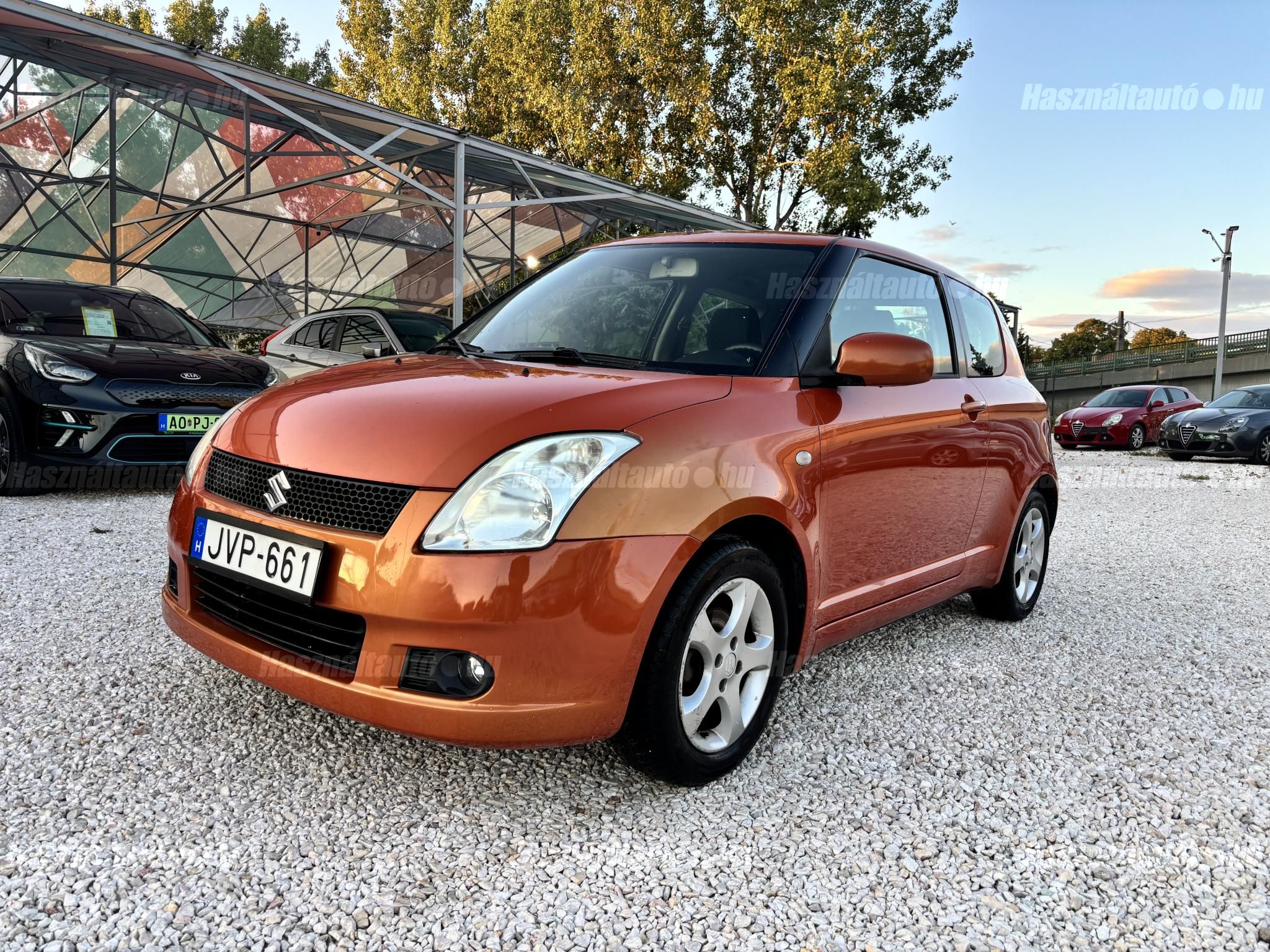 SUZUKI SWIFT 2005/8 - 1