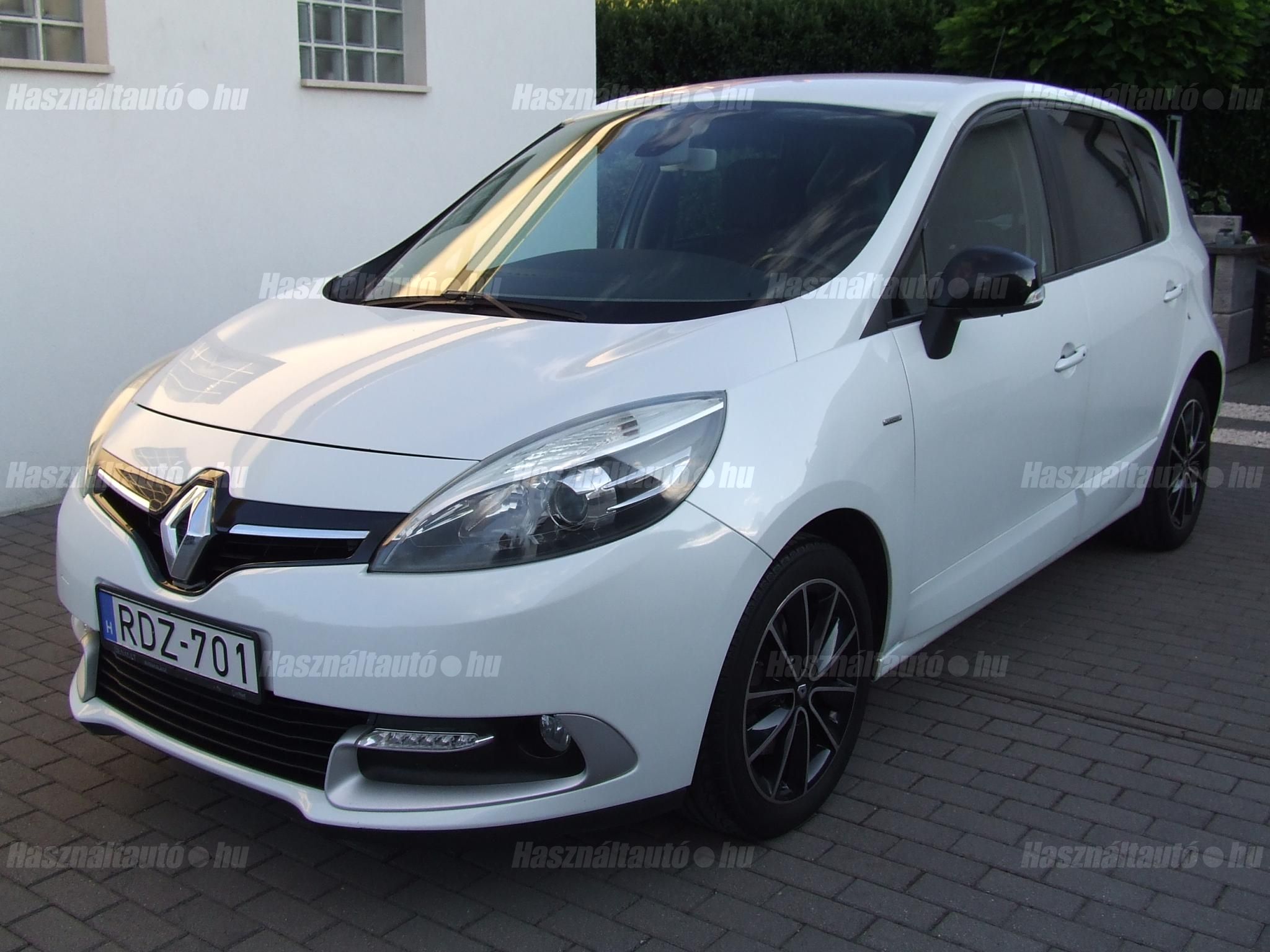 RENAULT SCENIC 2015/6 - 1