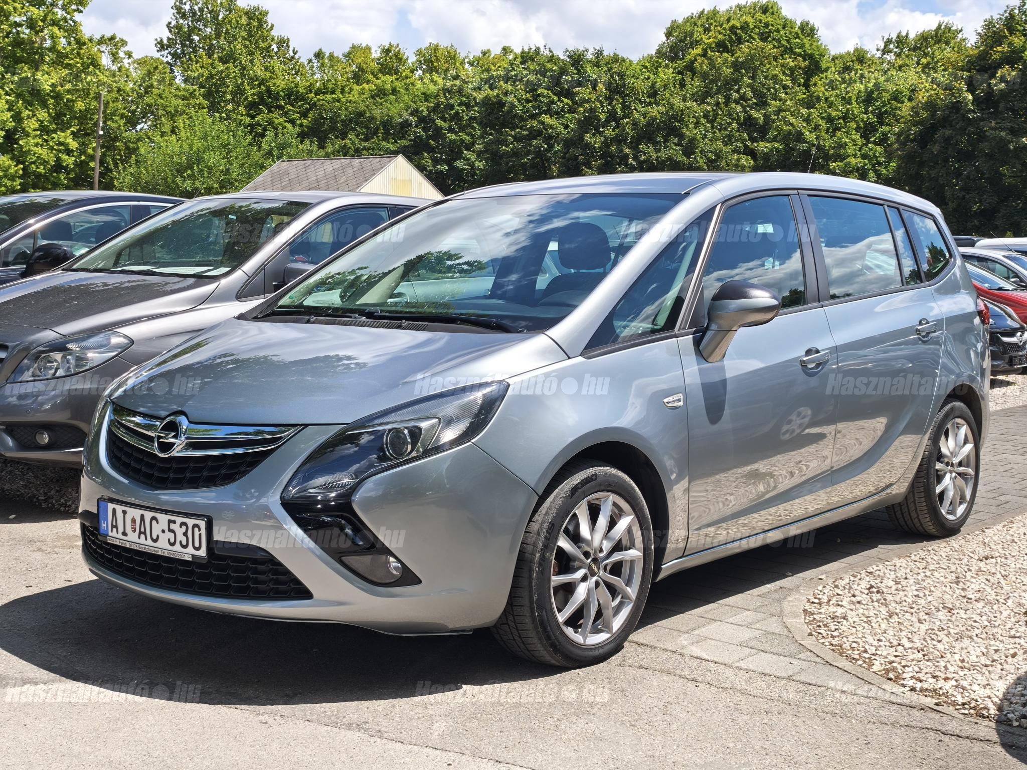 OPEL ZAFIRA TOURER 2011/12 - 1