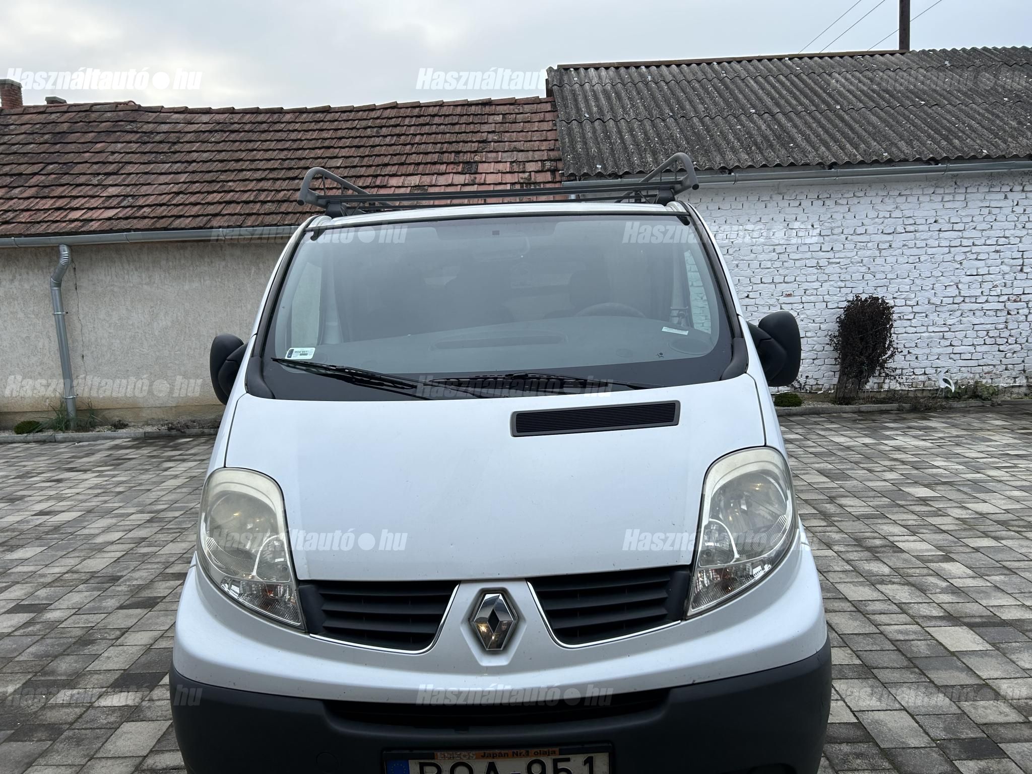 RENAULT TRAFIC 2009/7 - 1