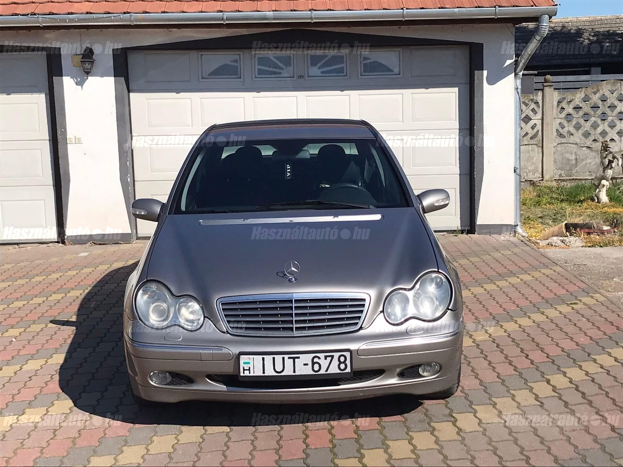 MERCEDES-BENZ C-OSZTÁLY 2003/7 - 1