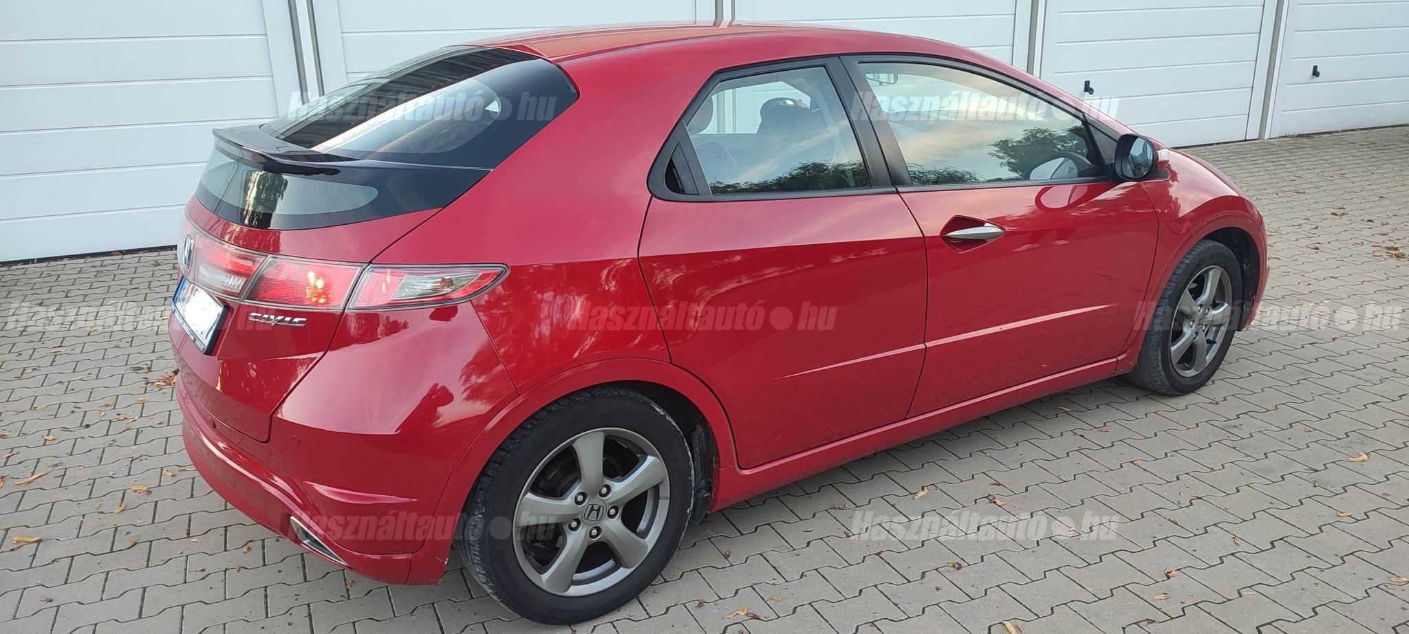 HONDA CIVIC 2010/6 - 1