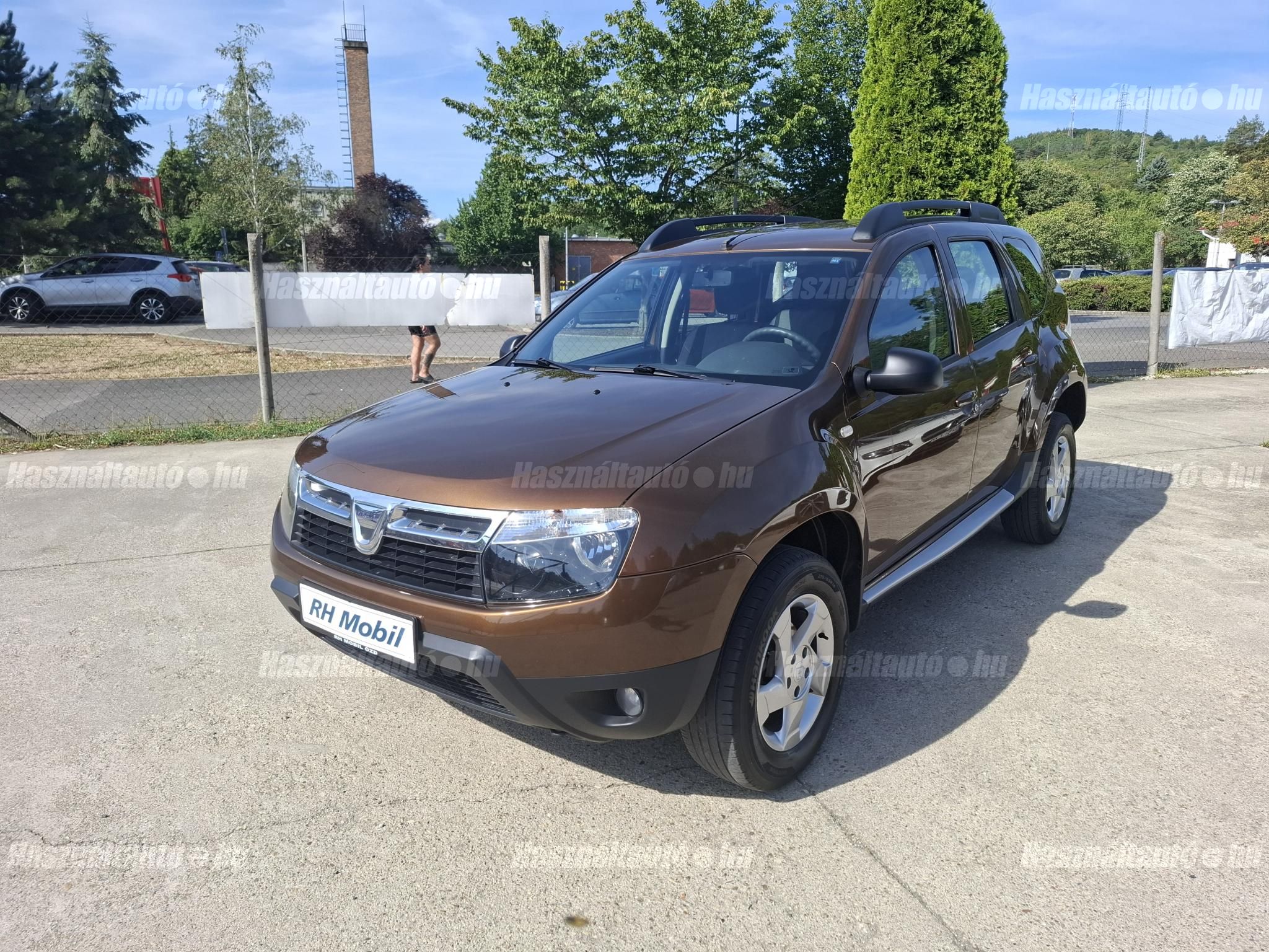 DACIA DUSTER 2013/6 - 1
