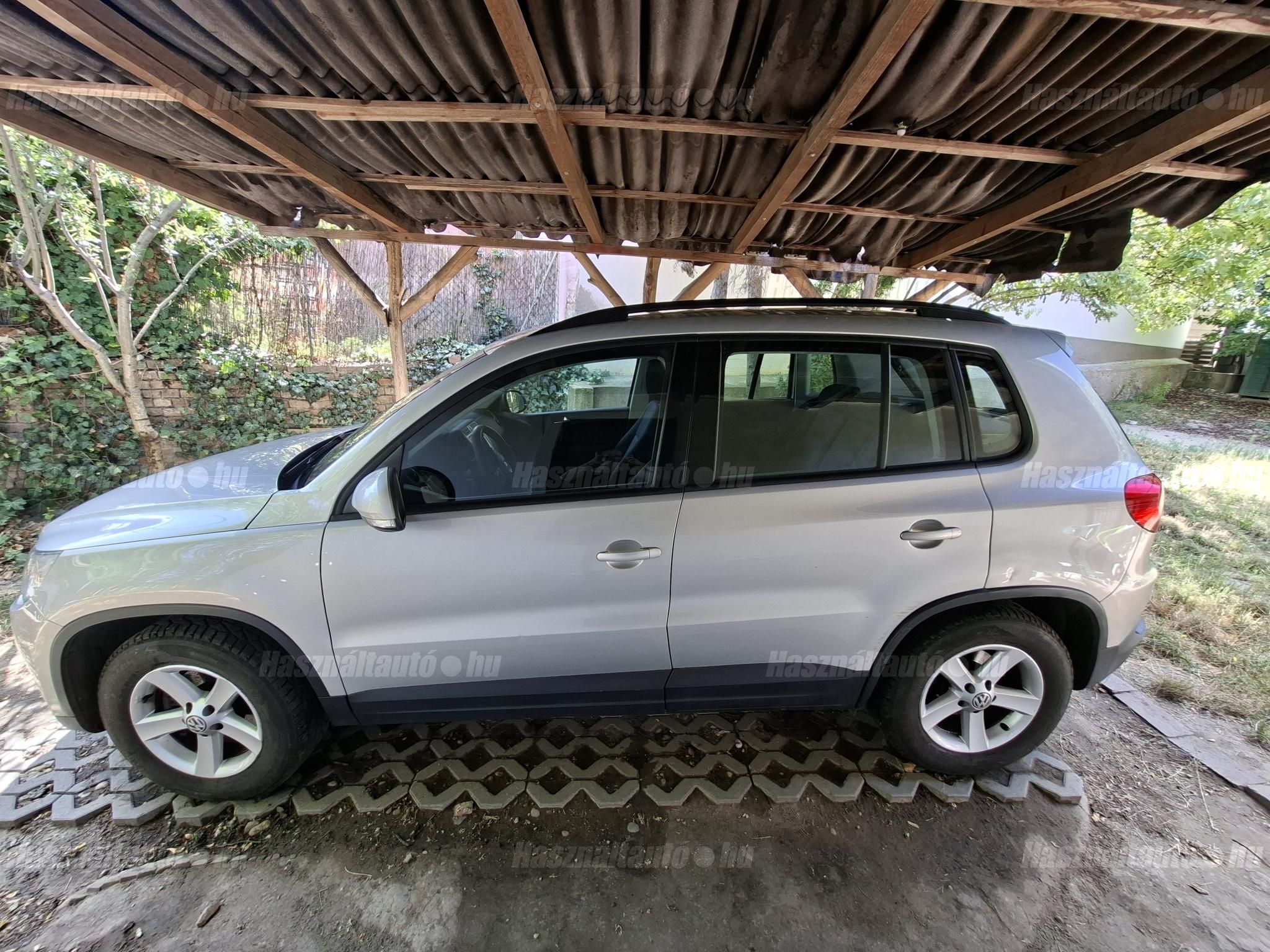 VOLKSWAGEN TIGUAN 2010/10 - 1